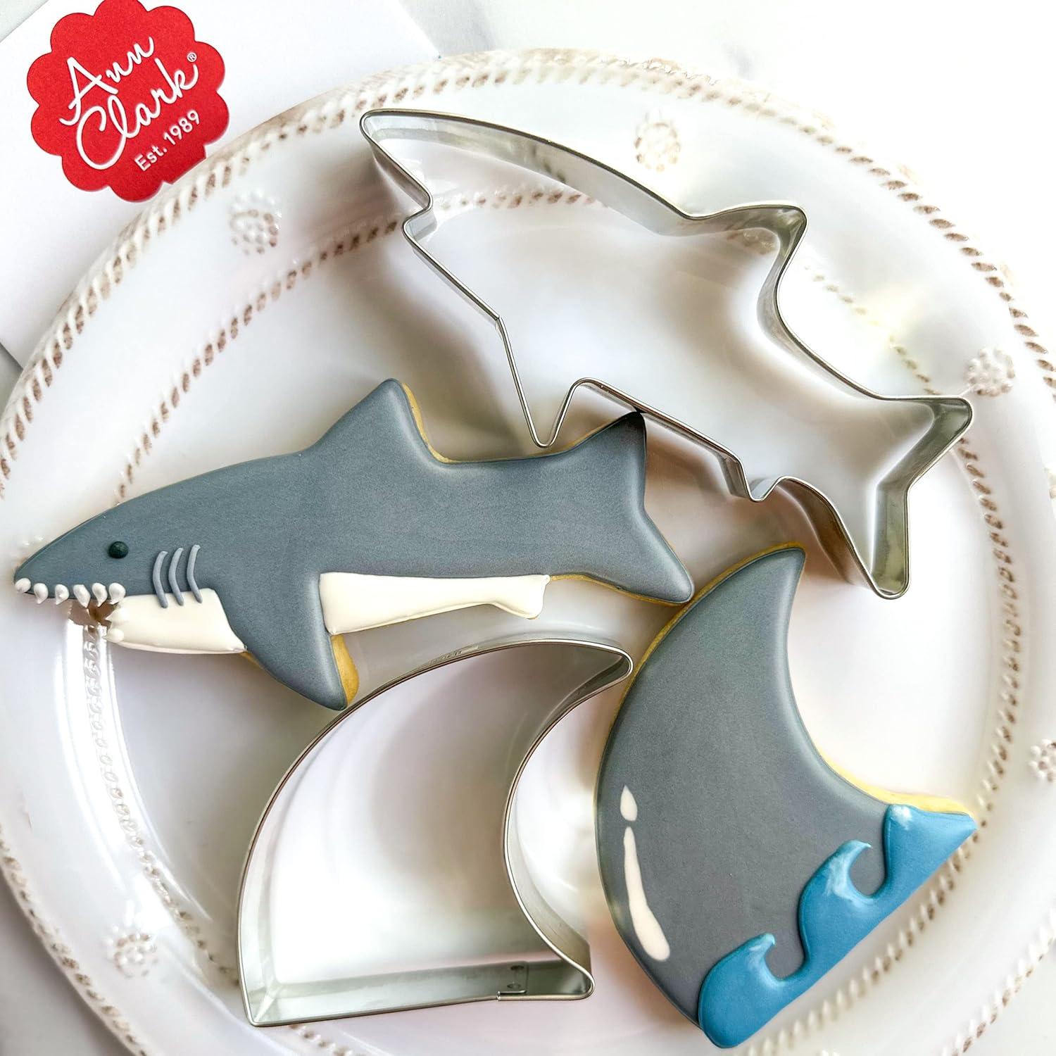 Ann Clark Shark Cookie Cutter Set, 2-Piece, Made in USA