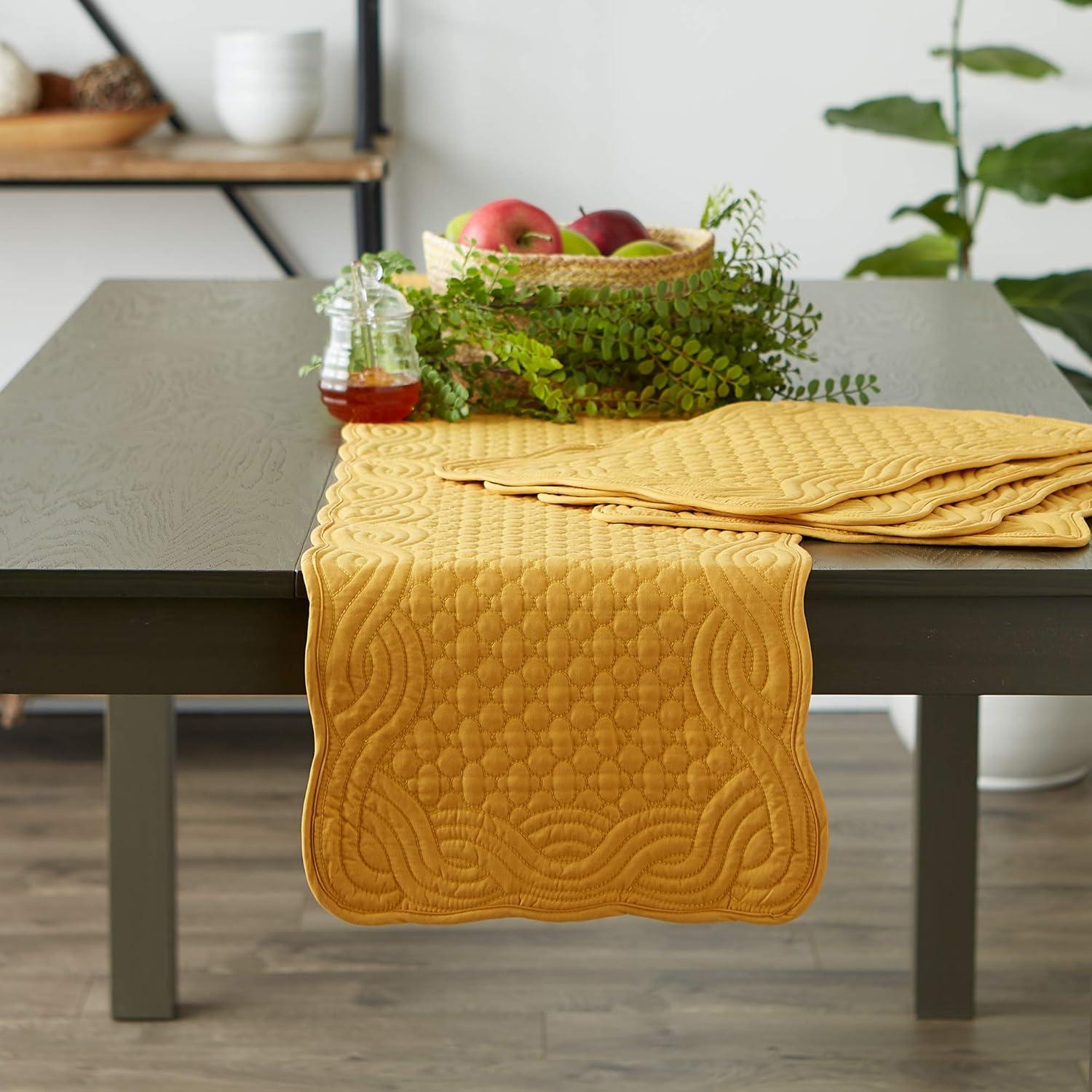 Honey Gold Quilted Farmhouse Placemat (Set of 6)