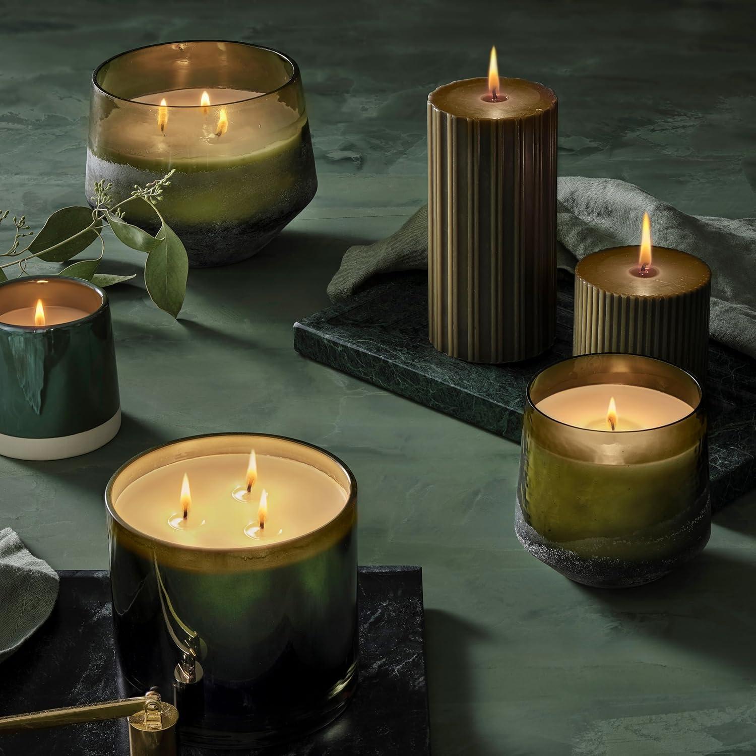 ILLUME Noble Holiday Balsam & Cedar Large Crackle Glass Candle