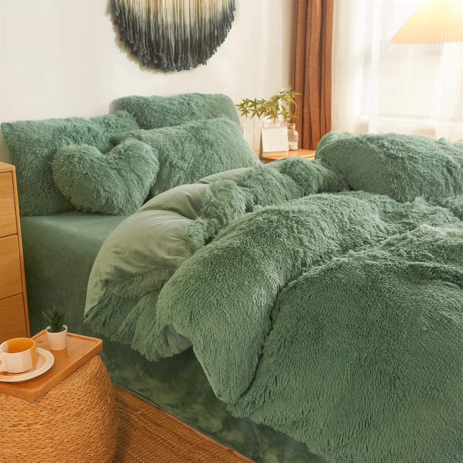 LIFEREVO 3 Pieces Luxury Plush Shaggy Faux Fur Duvet Cover Set(1 Fluffy Fuzzy Comforter Cover + 2 Pompoms Fringe Quilted Pillow Shams) Furry Bed Set, Zipper Closure, Queen Size, Dark Green