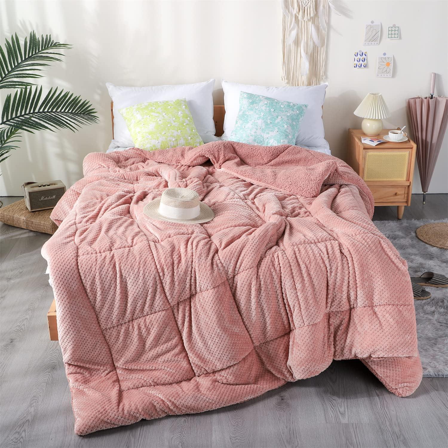 DOMDEC Luxurious Flannel Fleece Comforter with Plush Sherpa Back- Queen Size Bedding Coverlet-Textured Faux Fur Blanket-Machine Washable-Winter Warmth(Full/Queen, Rose)