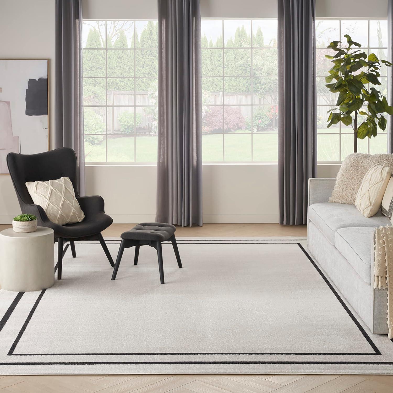 Ivory & Black Contemporary Outdoor 8' x 10' Polypropylene Area Rug