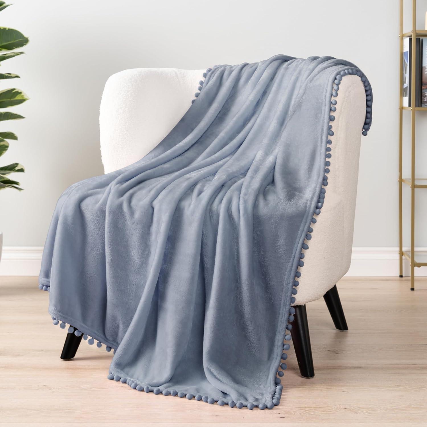 Pavilia Hand Woven Throw Blanket