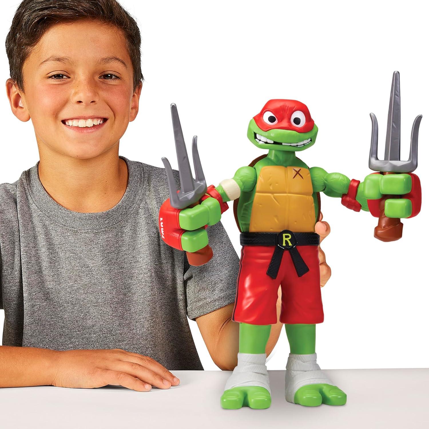 Teenage Mutant Ninja Turtles Raphael Roll-N-Punch Giant Action Figure