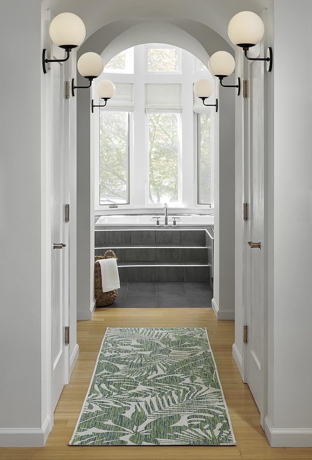 Novogratz Villa Floral Green/White Indoor / Outdoor Area Rug
