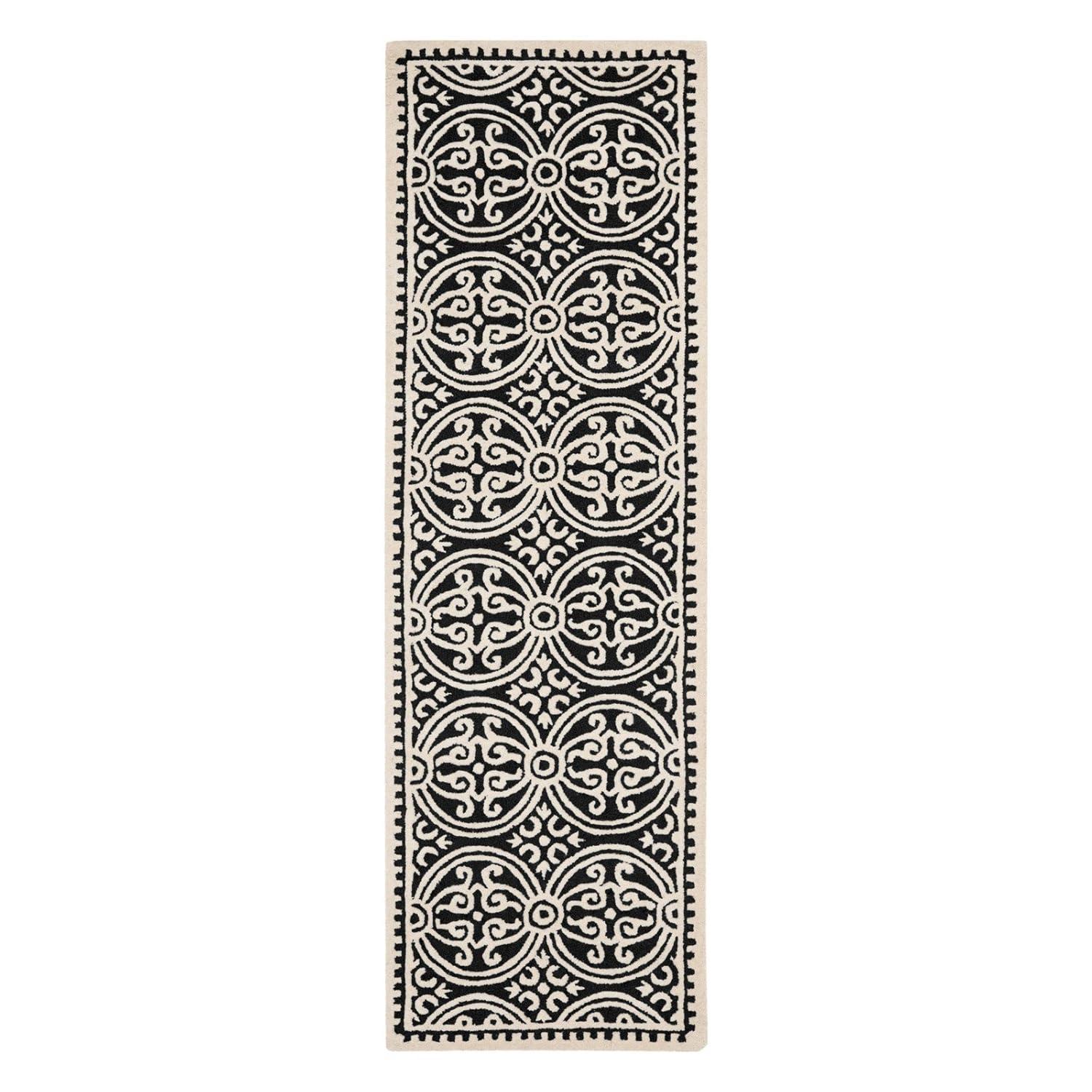 SAFAVIEH Cambridge Leslie Geometric Wool Runner Rug, Black/Ivory, 2'6" x 10'