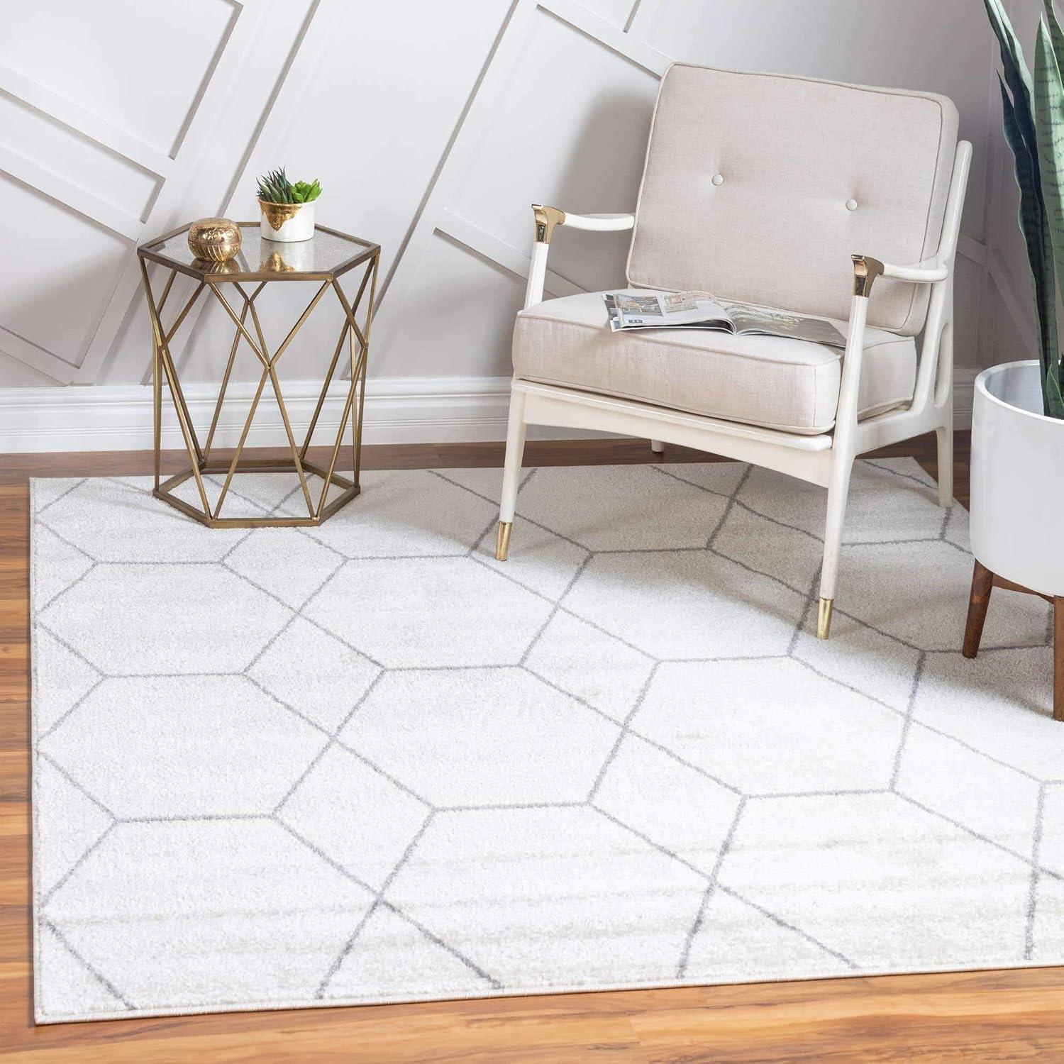 Unique Loom 6' 0 x 6' 0 Trellis Frieze Geometric Ivory Area Rug