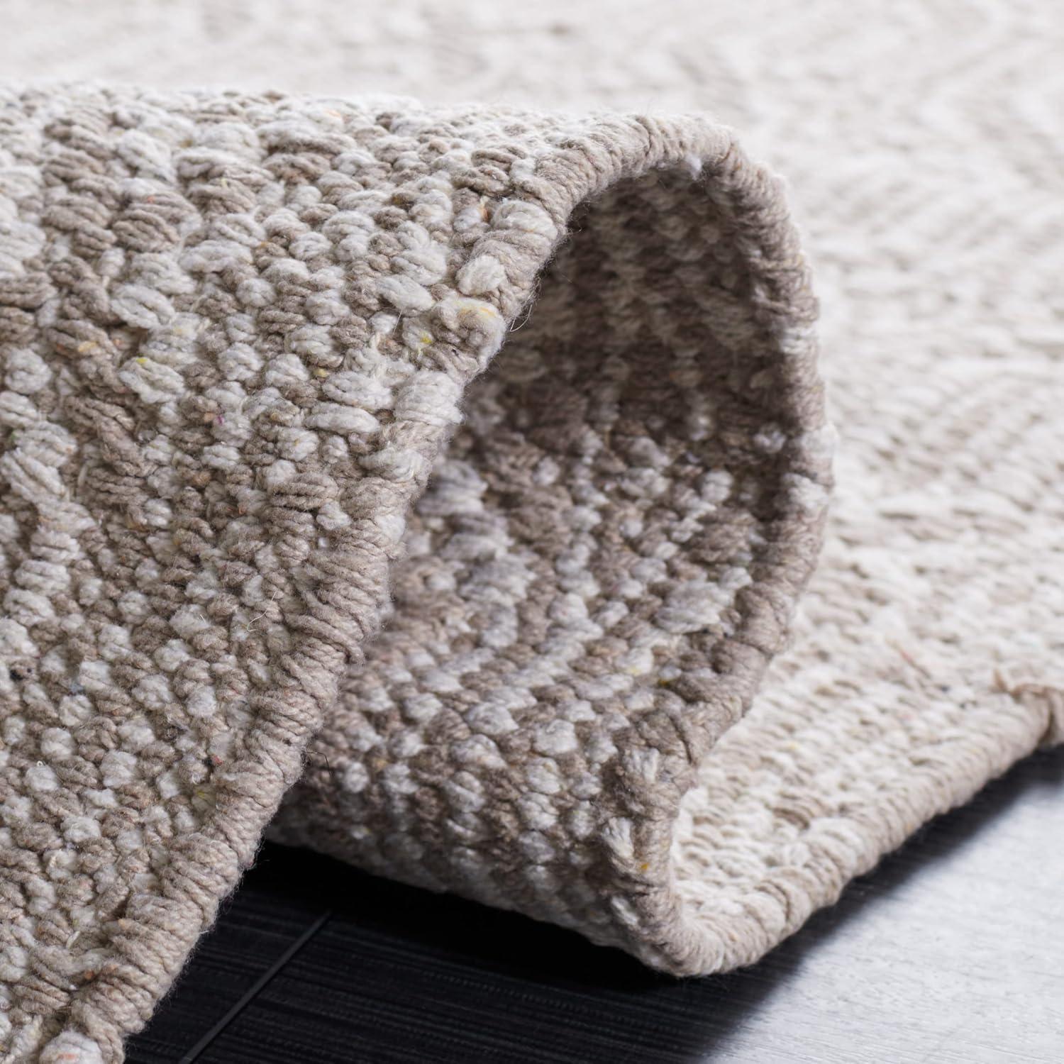 Montauk MTK333 Hand Woven Indoor Area Rug - Ivory/Grey - 6'x9' - Safavieh.