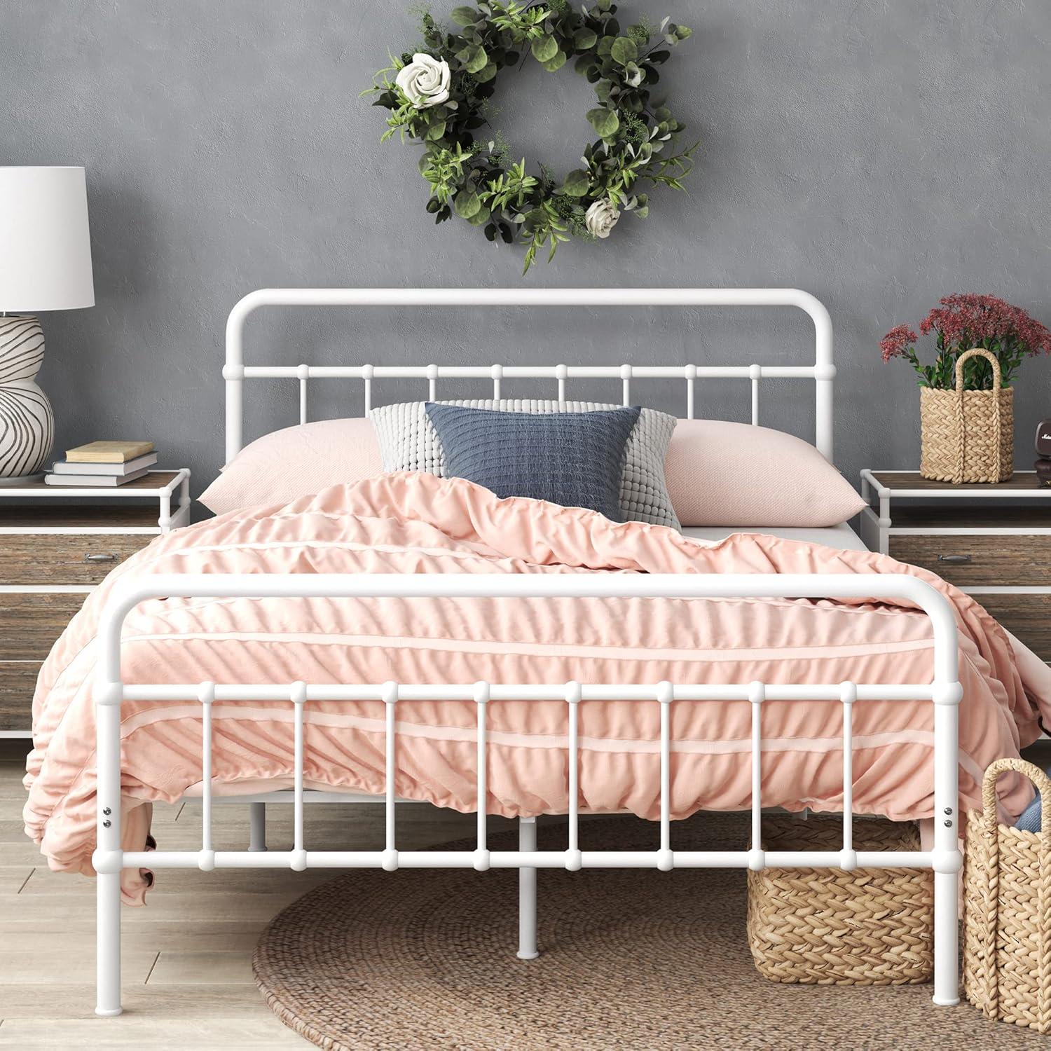 Zinus Florence 42" Modern Farmhouse Metal Platform Bed
