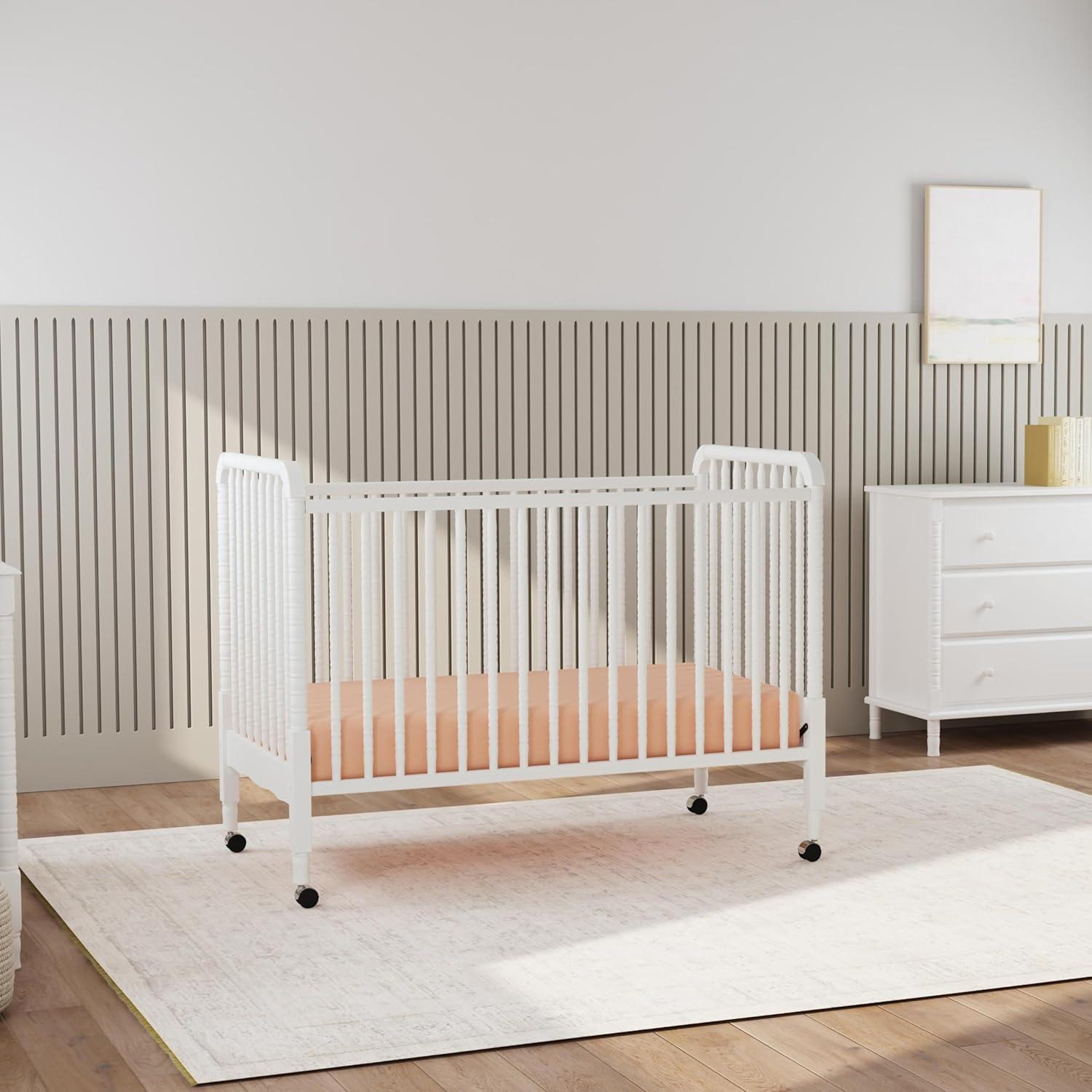 Jenny Lind 3-in-1 Convertible Crib