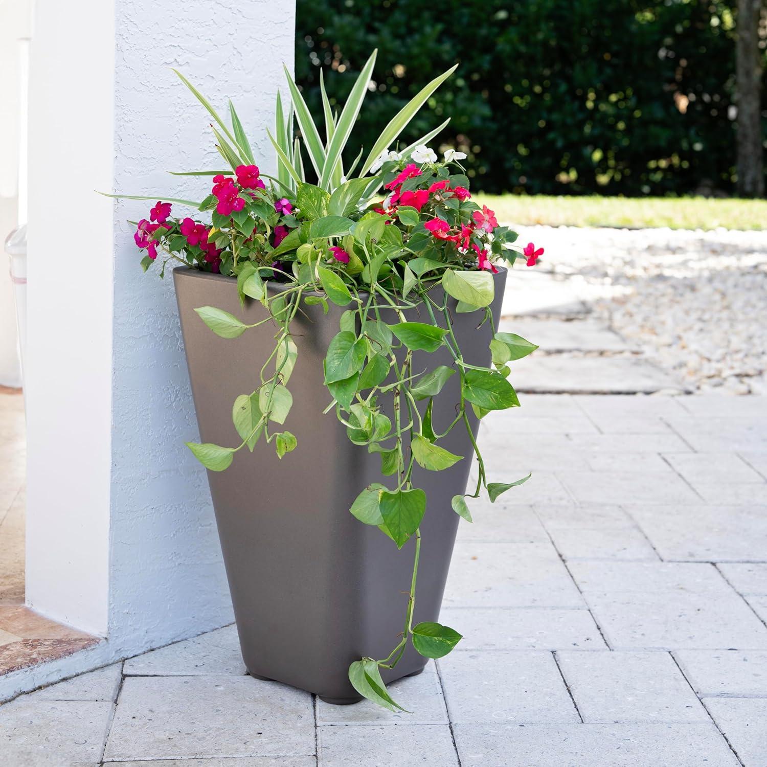 Step2 Step2 Bridgeview Square Tall Tapered Plastic Outdoor Planter