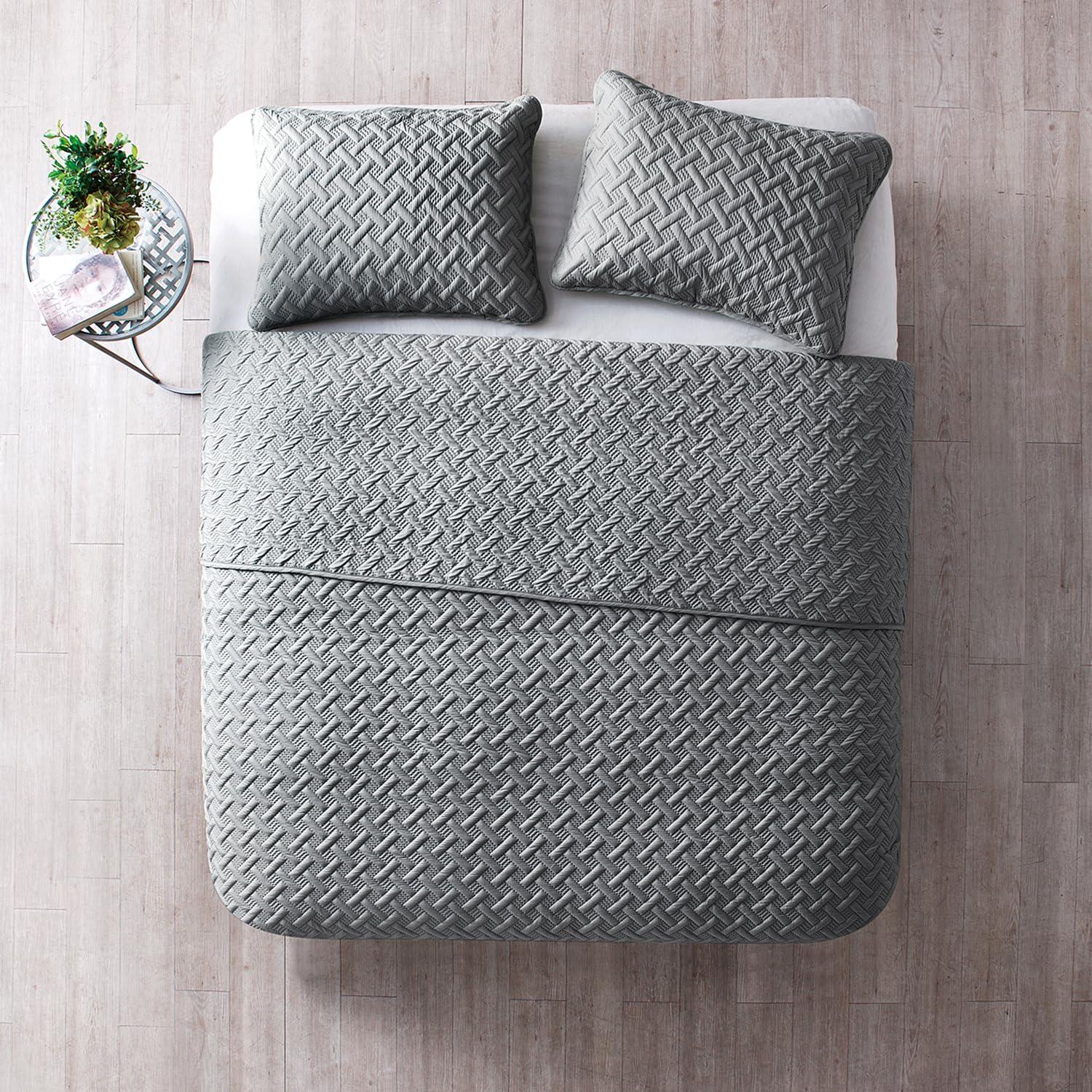 Nina Embossed Basketweave Quilt Set