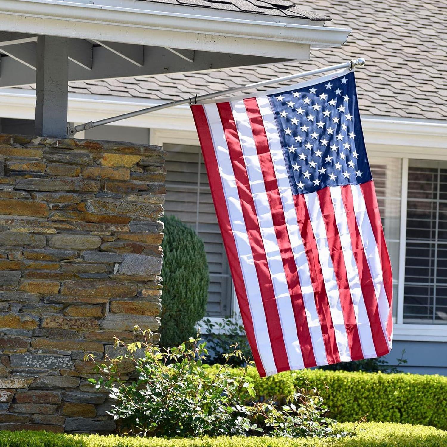 American flag USA flag 3x5FT-Embroidered Stars Flag Double Stitched Sewn Stripes Outdoors Indoors Heavy Duty flag Brass Grommets Banner