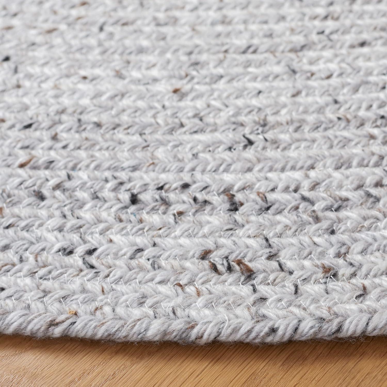 SAFAVIEH Braided Celinda Solid Area Rug, Dark Grey/Light Grey, 5' x 5' Round