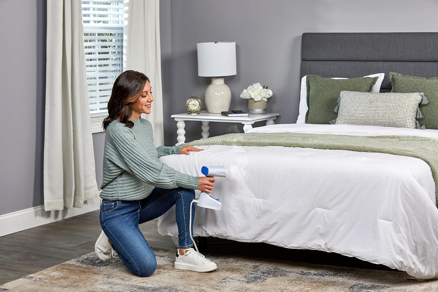 BLACK+DECKER Easy Foldable Steamer, GS0311-1PD, 45-Sec Heat Up, Extra Long Power Cord & Lint Remover