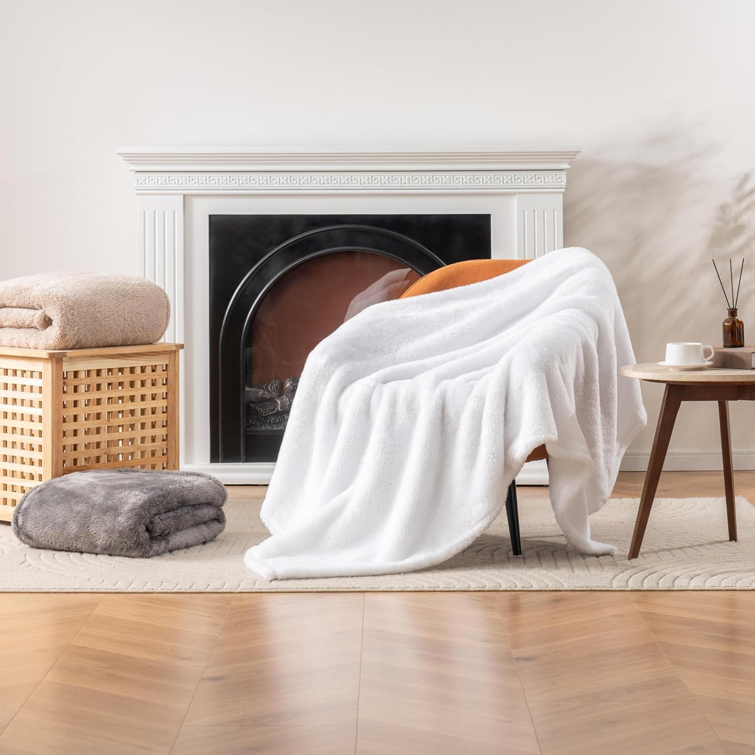 King Size True White Extra-Fluffy Plush Blanket