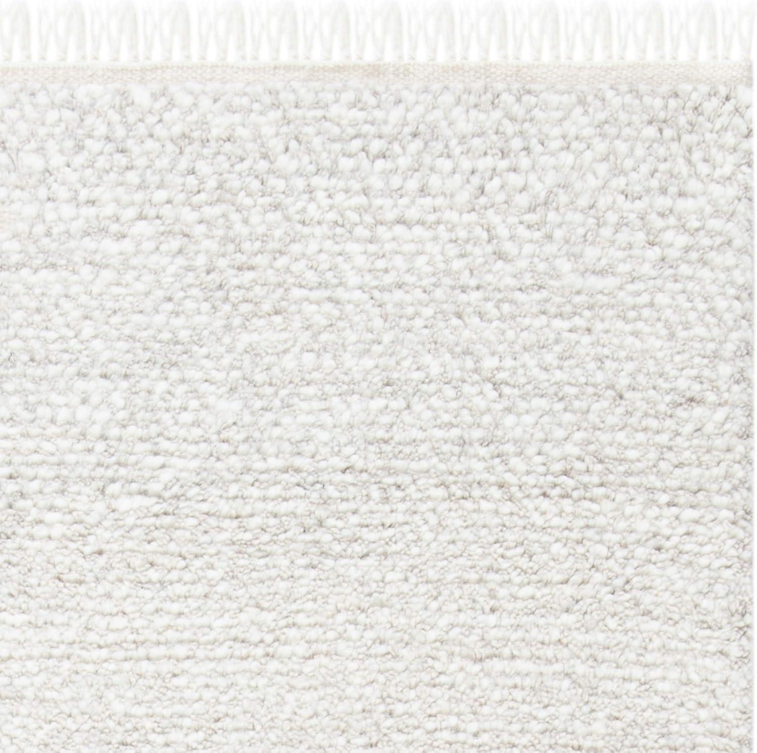 SAFAVIEH Casablanca Claud Solid Wool Shag Area Rug, Beige, 4' x 6'