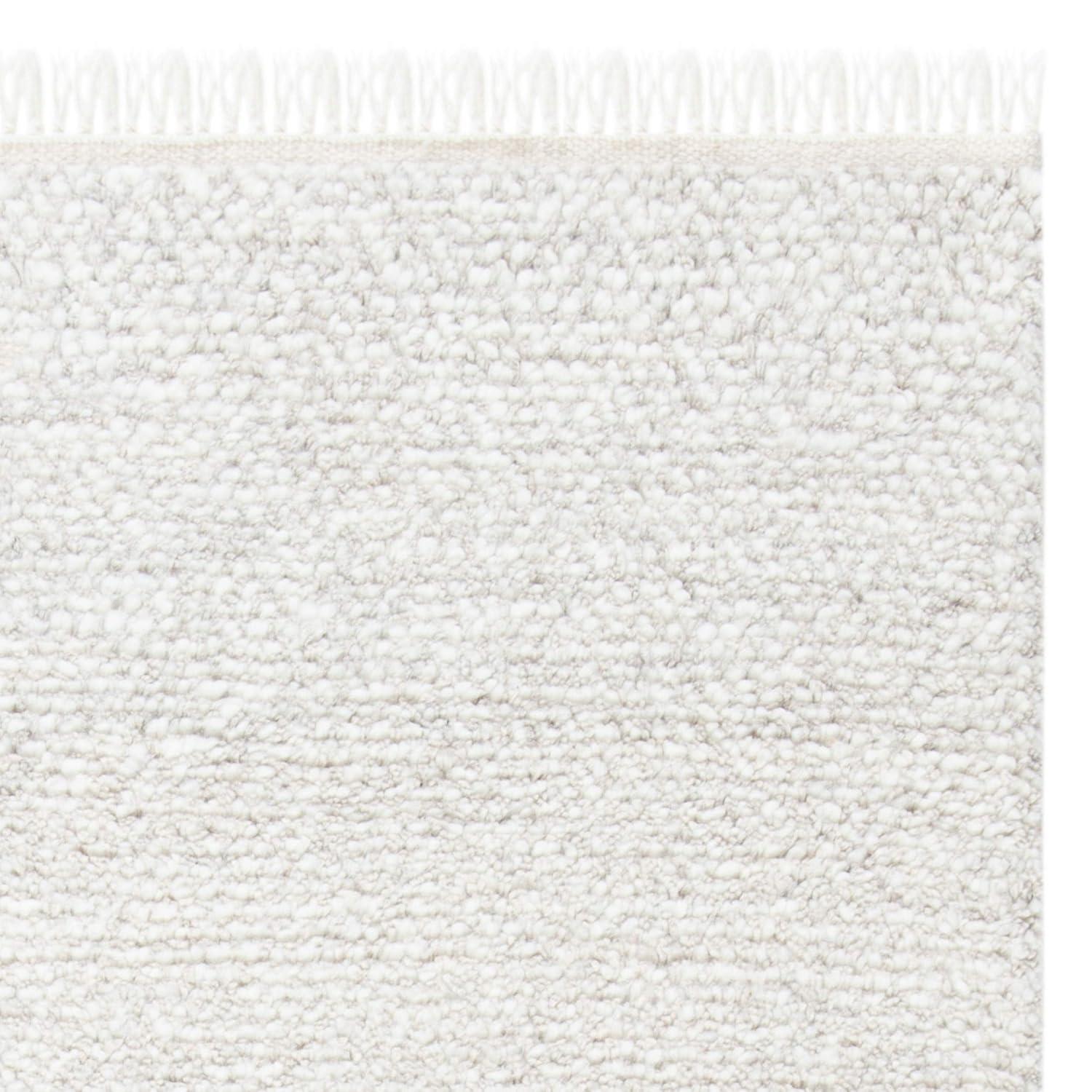 SAFAVIEH Casablanca Claud Solid Wool Shag Area Rug, Beige, 4' x 6'