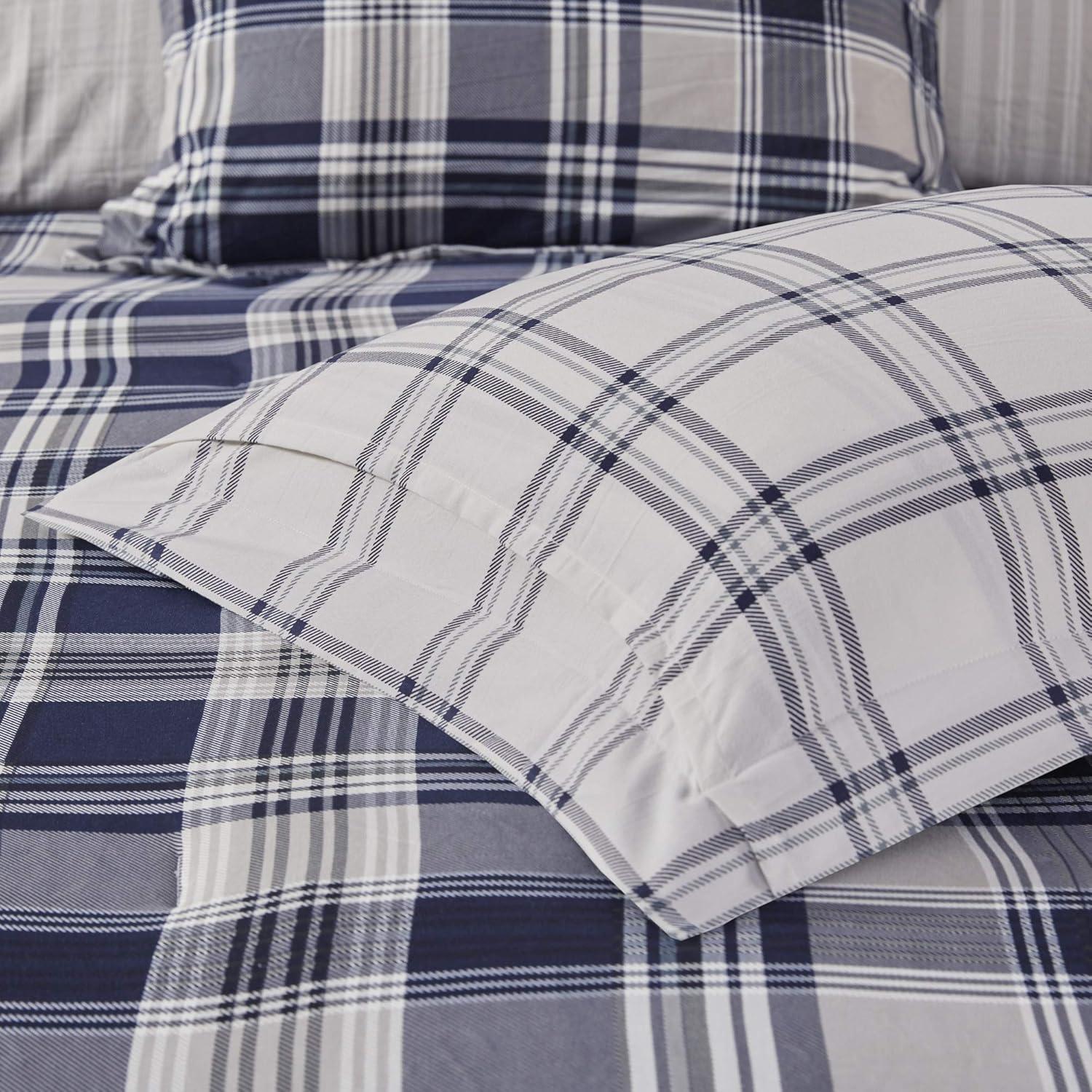 Reversible Comforter Set with Bed Sheets