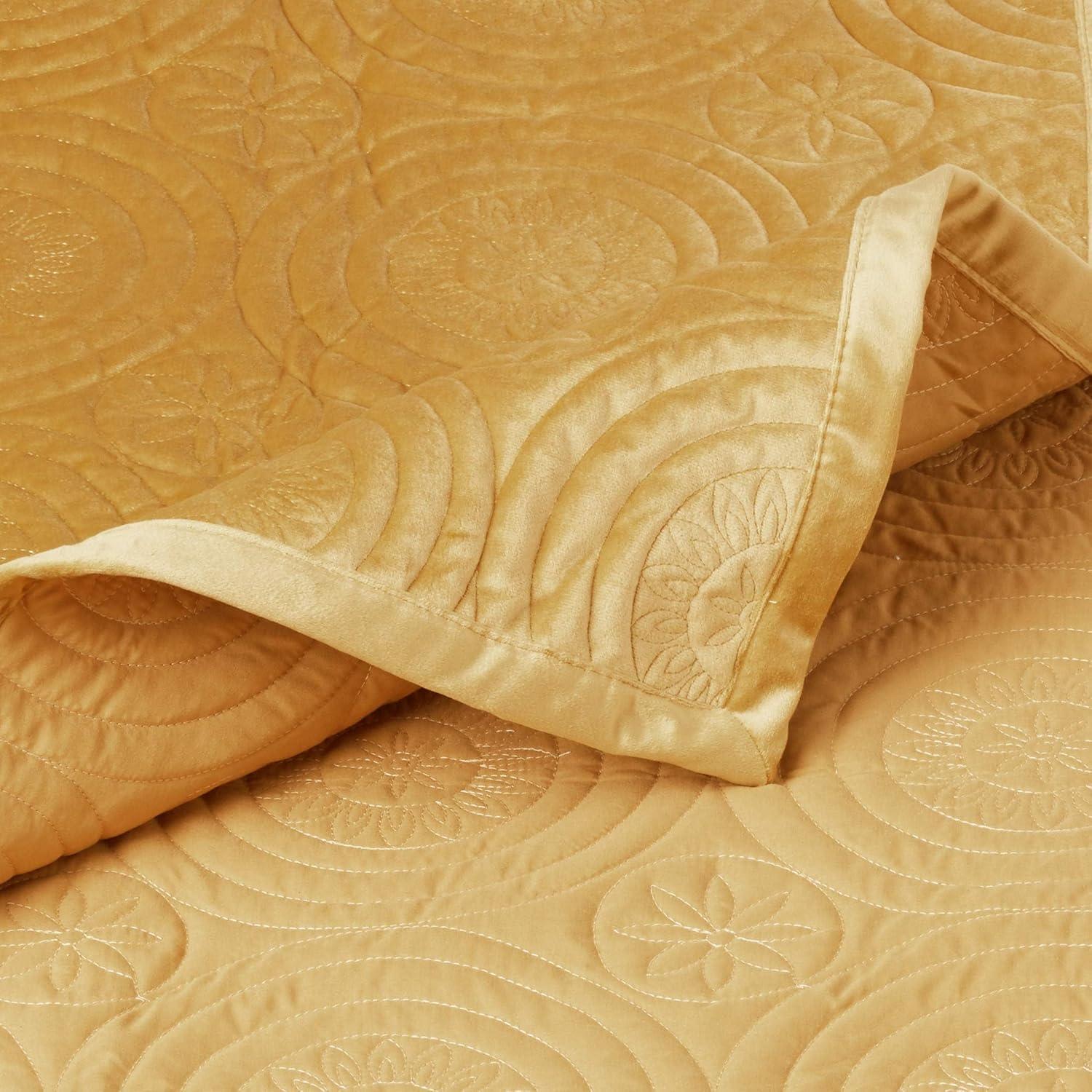 Tribeca Living Capri Velvet Quilt Set