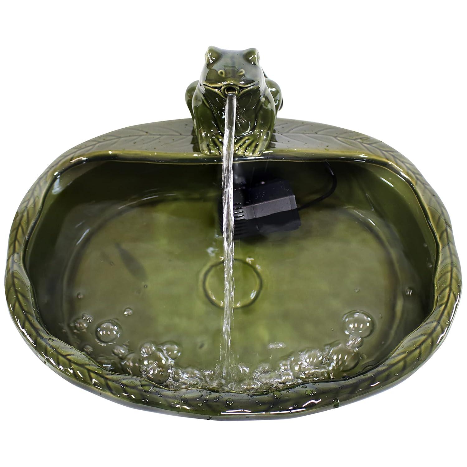 Sunnydaze Outdoor Solar Powered Ceramic Spitting Frog Water Fountain with Submersible Pump - 7" - Green