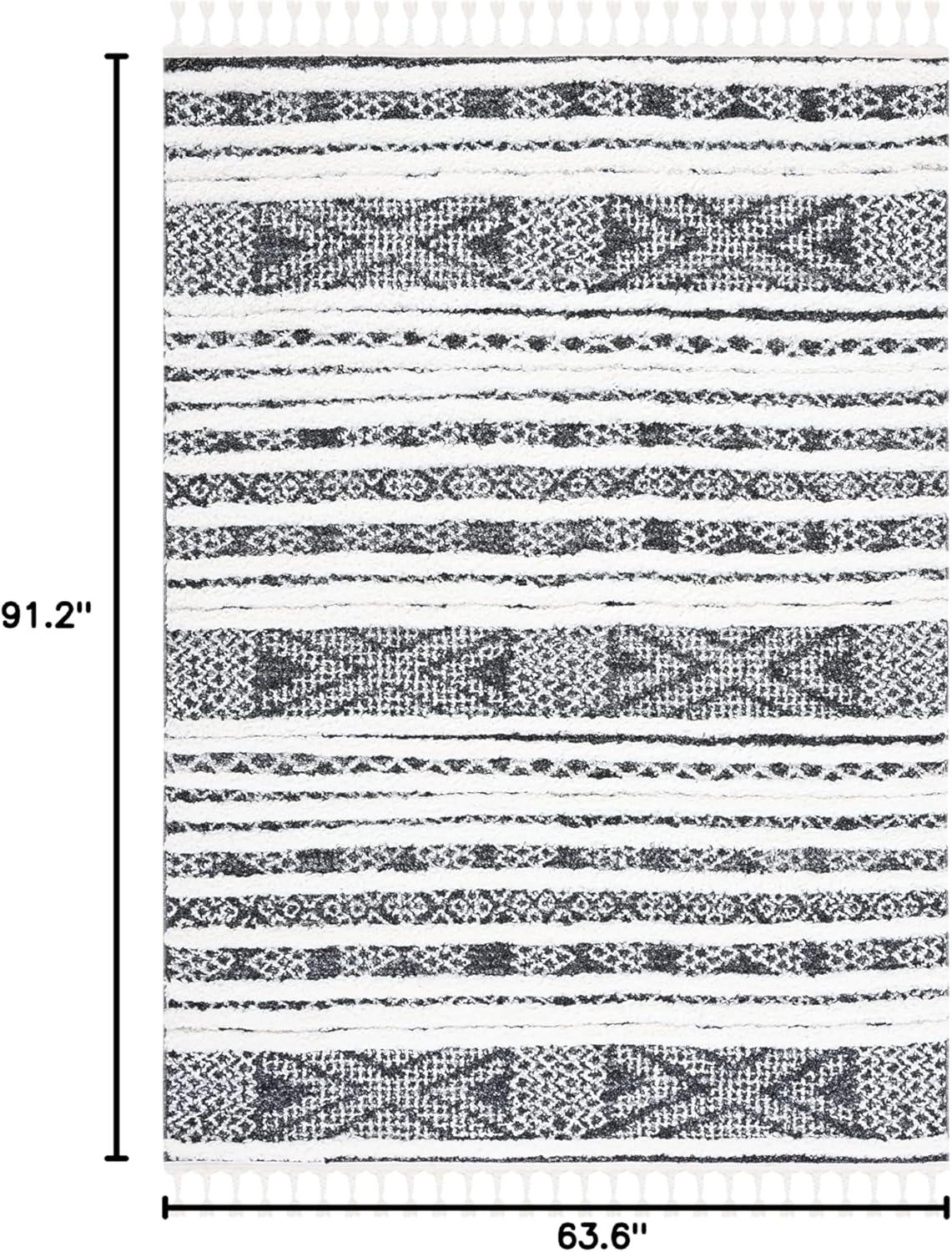 Moroccan Tassel Shag MTS632 Power Loomed Area Rug - Black/Ivory - 5'3"x7'6" - Safavieh.