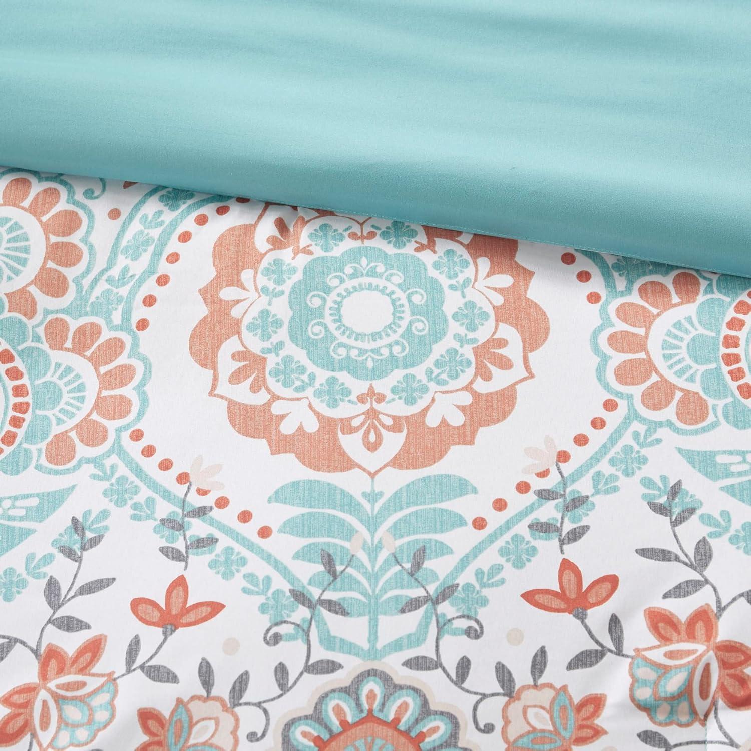 Skylar Comforter & Sheet Set