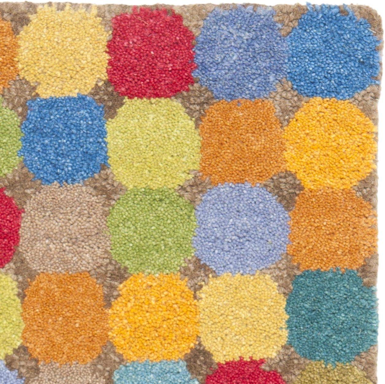 Soho SOH922 Hand Tufted Area Rug  - Safavieh