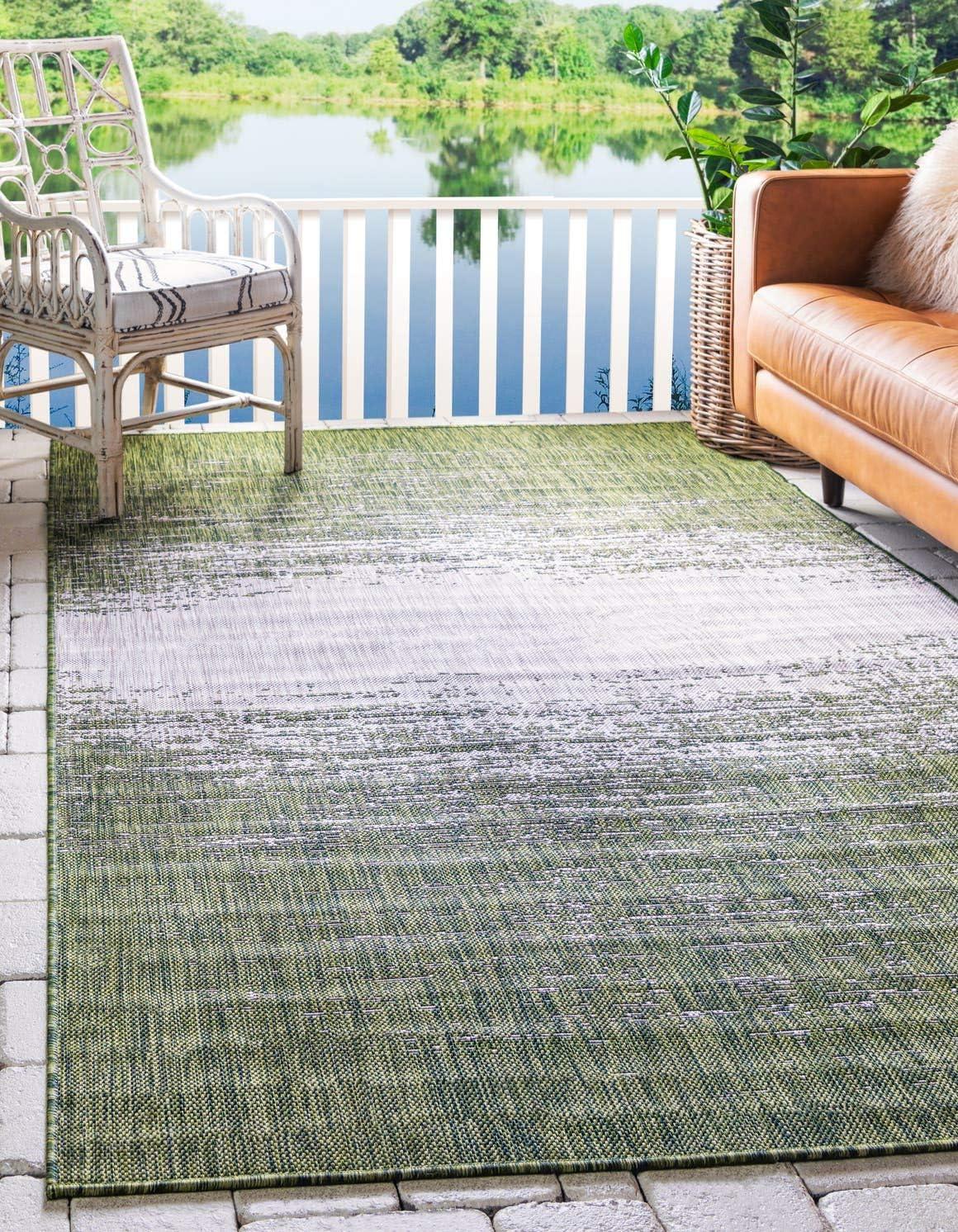 Unique Loom Outdoor Modern Collection Area Rug - Ombre (5' 1" x 8' Rectangle Green/Ivory)
