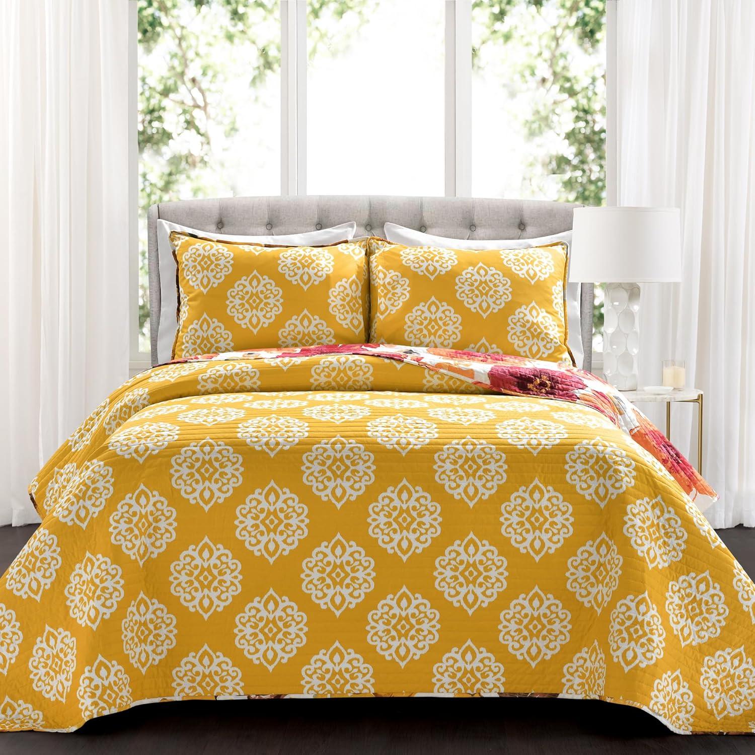 Lush Decor Leah Reversible Quilt Set