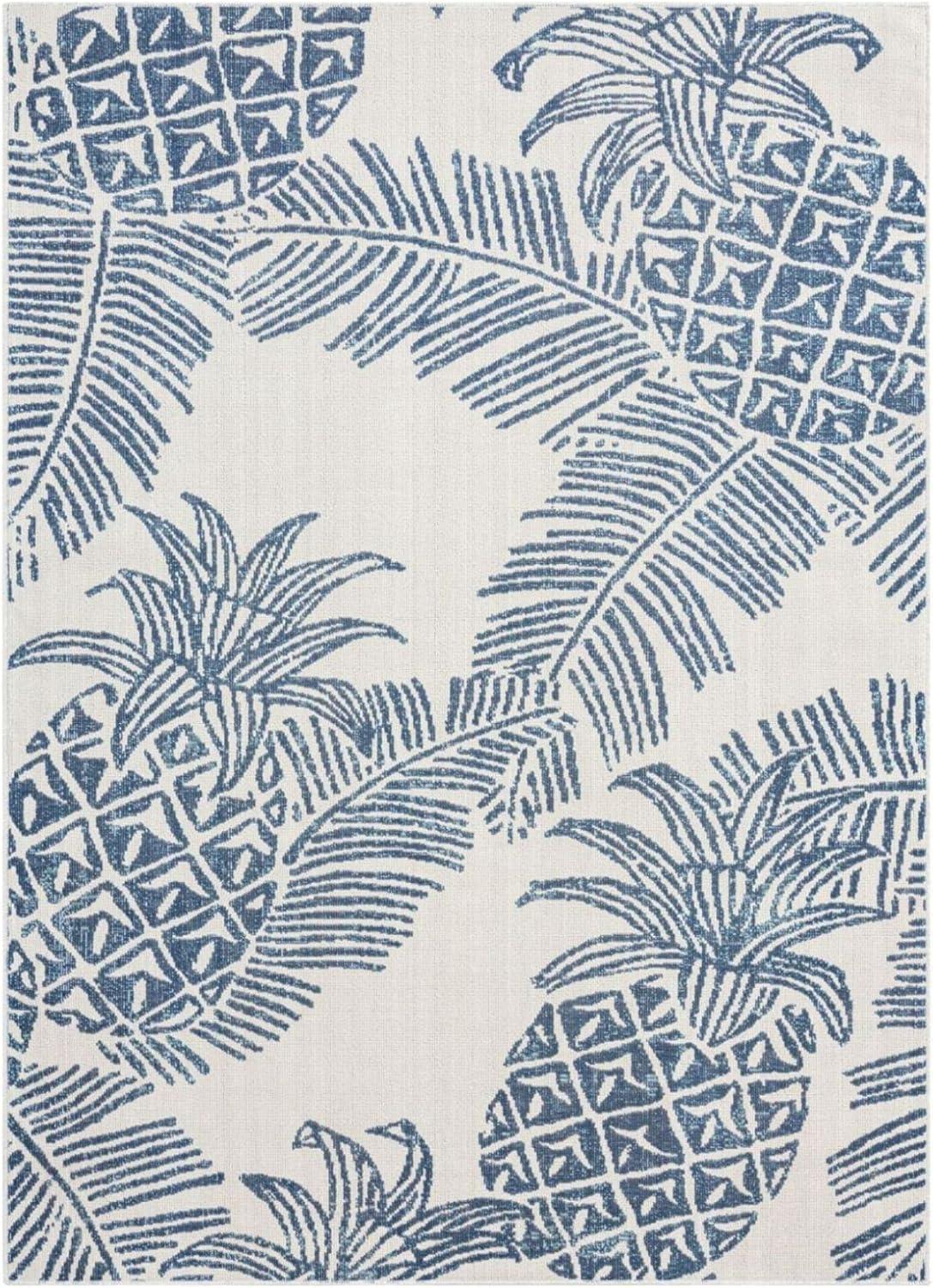 Navy and Ivory Whimsical Pineapple 8' x 10' Indoor/Outdoor Rug