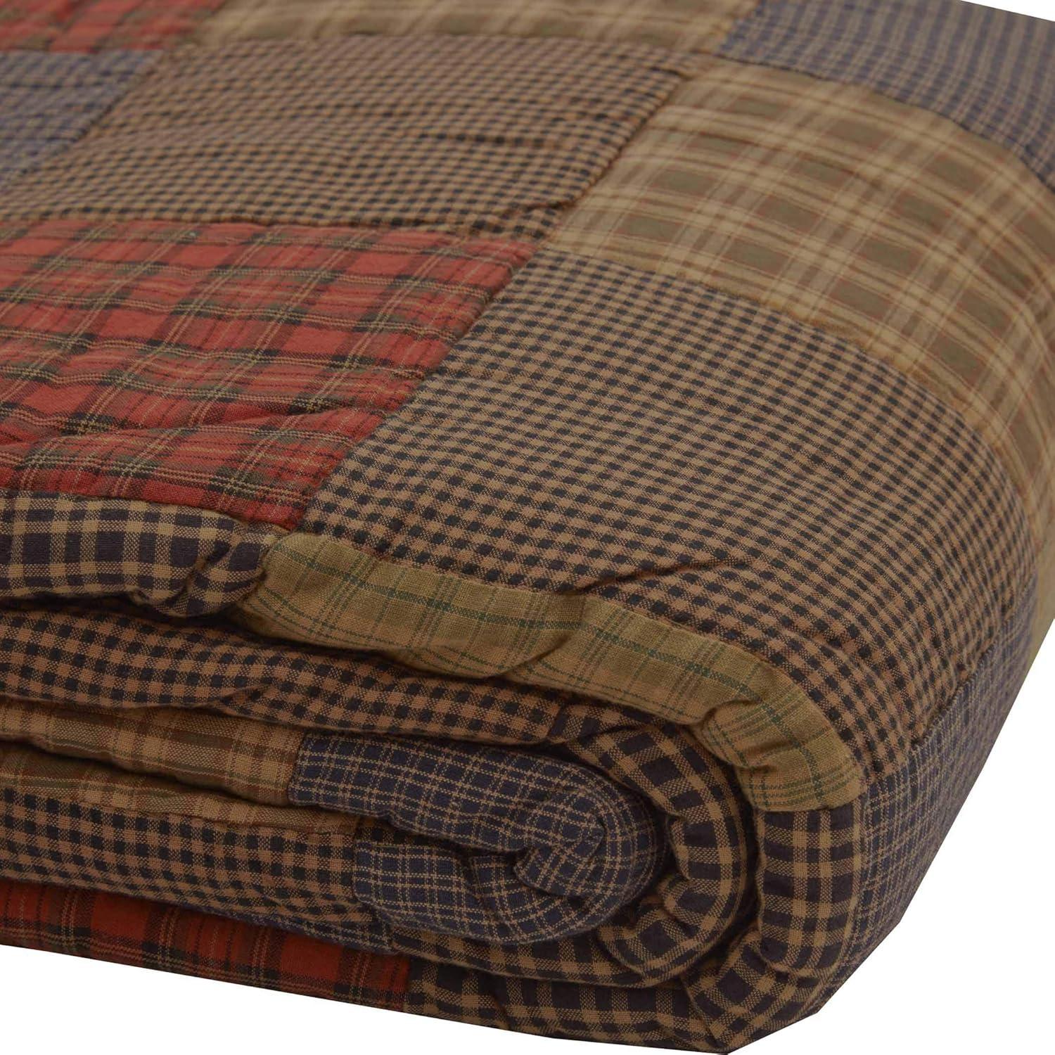 Cedar Ridge Rustic Cotton Patchwork Quilt