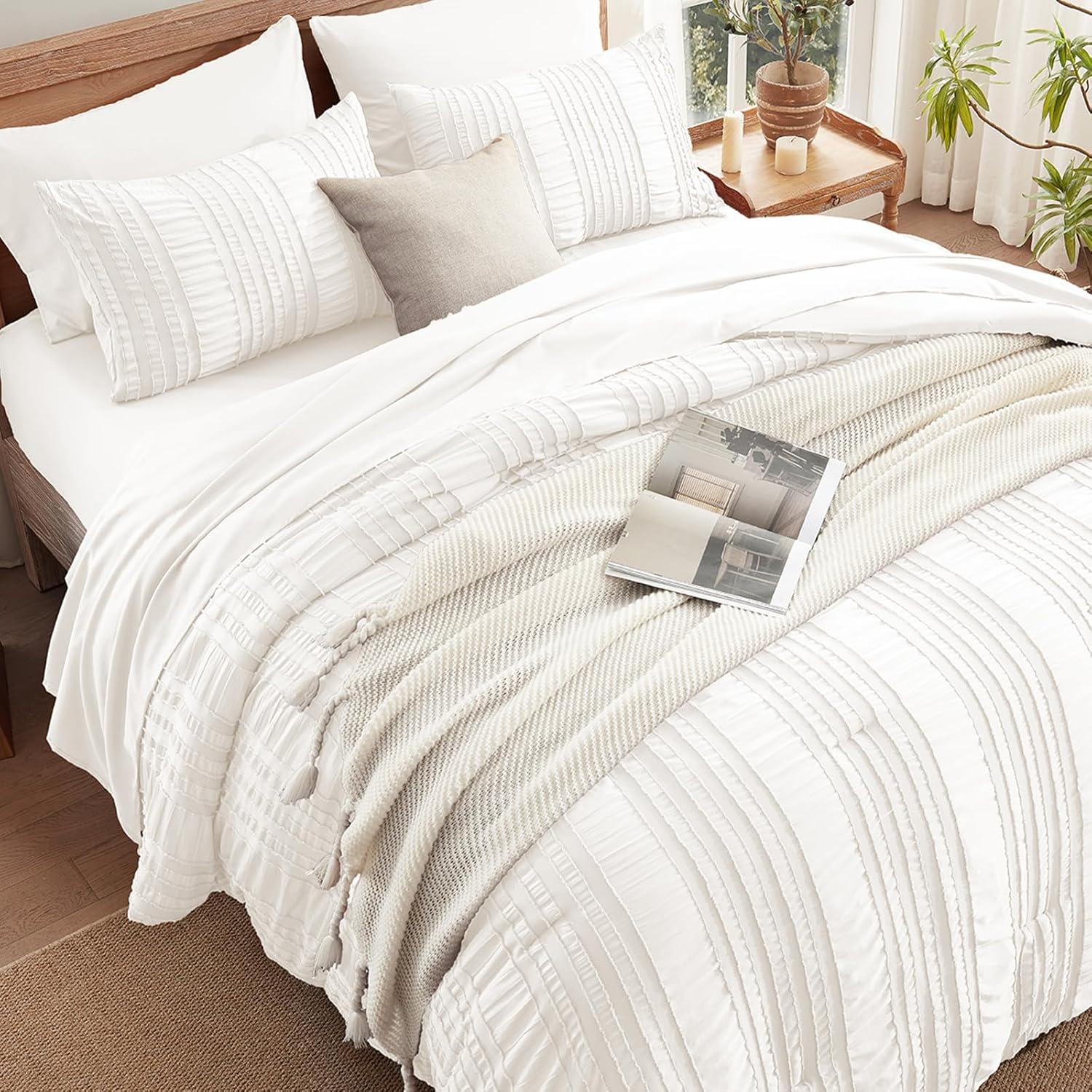 Queen Comforter Set 7 Pieces, White Tufted Bed in a Bag with Comforter and Sheets, All Season Boho Bedding Sets with 1 Comforter, 2 Pillow Shams, 2 Pillowcases, 1 Flat Sheet, 1 Fitted Sheet