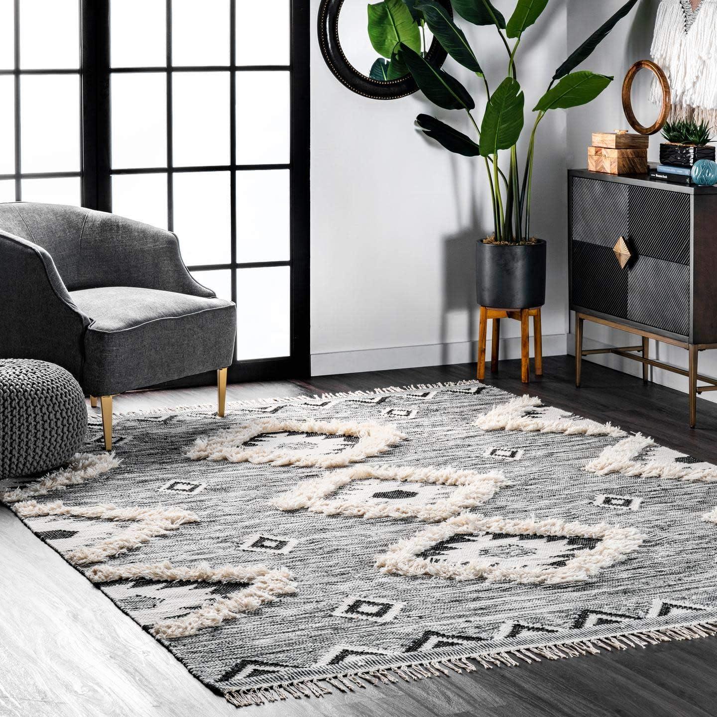 Nuloom Savannah Diamond 2x6 Wool Runner Indoor Area Rug for Living Room Bedroom Dining Room Entryway Hallway Kitchen, Black/Ivory