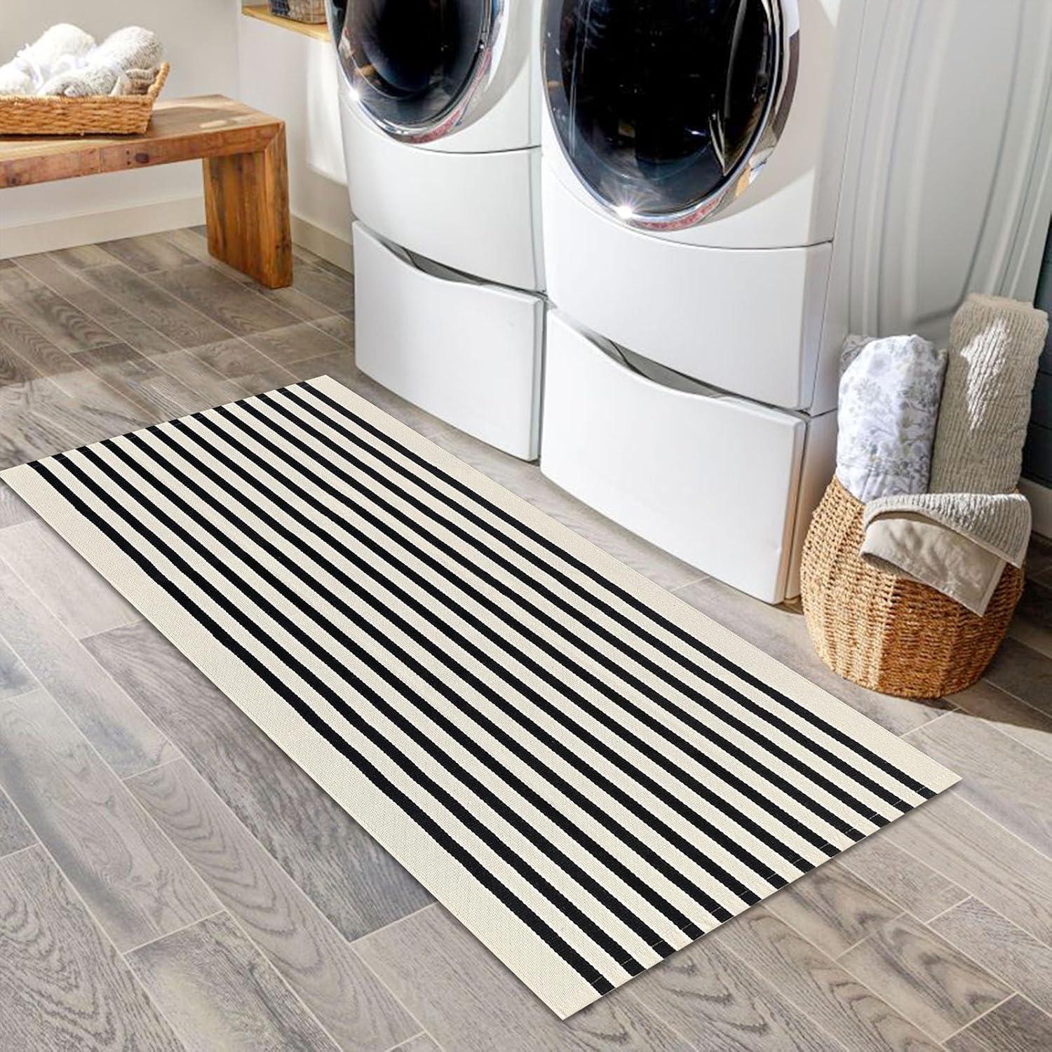 IOHOUZE Navy and White Striped Rug 2'x3' Front Door Rugs, Small Washable Area Rug for Front Porch, Spring Summer Doormats Outdoor Indoor, Cotton Rugs for Entryway Porch Entrance