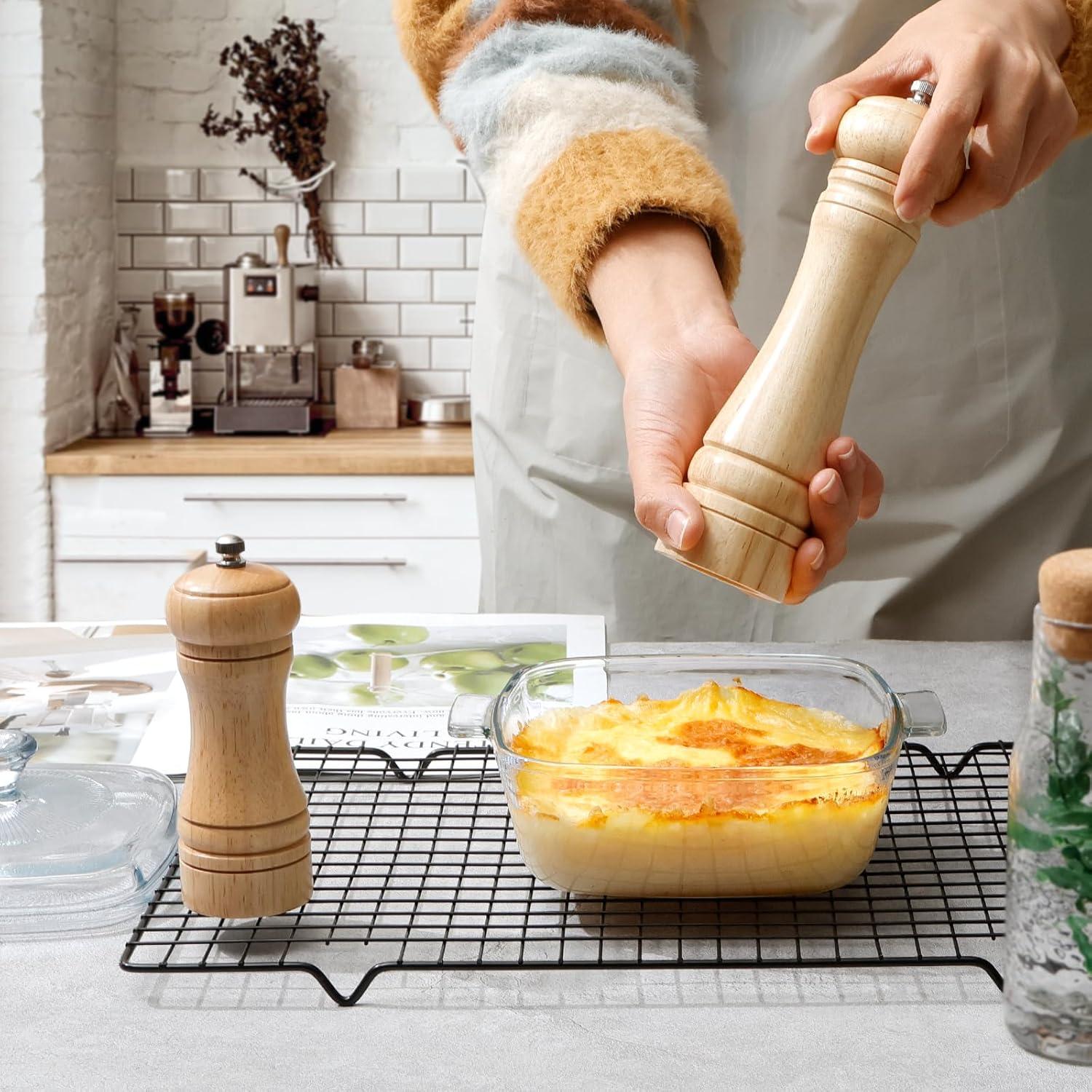 NUTRIUPS 0.8L Glass Casserole Dish with Lid Oven Safe Square Casserole Dish 5.9in Glass Microwave Bowl With Lid Microwavable Cookware (25oz-Mini)