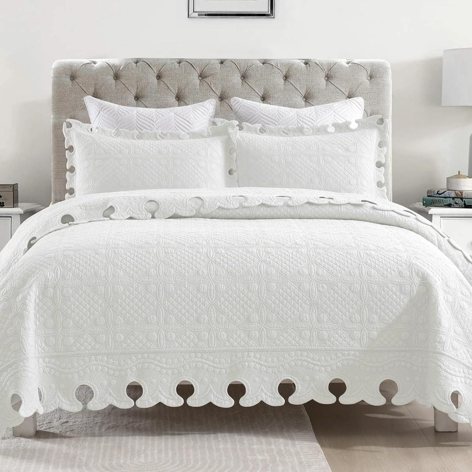 King White Cotton Reversible Bedspread Set