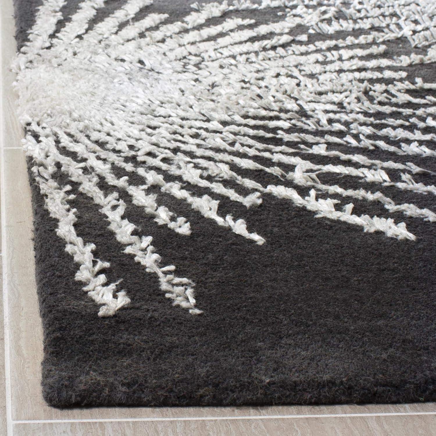 Soho SOH712 Hand Tufted Area Rug - Charcoal/Ivory - 3'6"x5'6" - Safavieh.