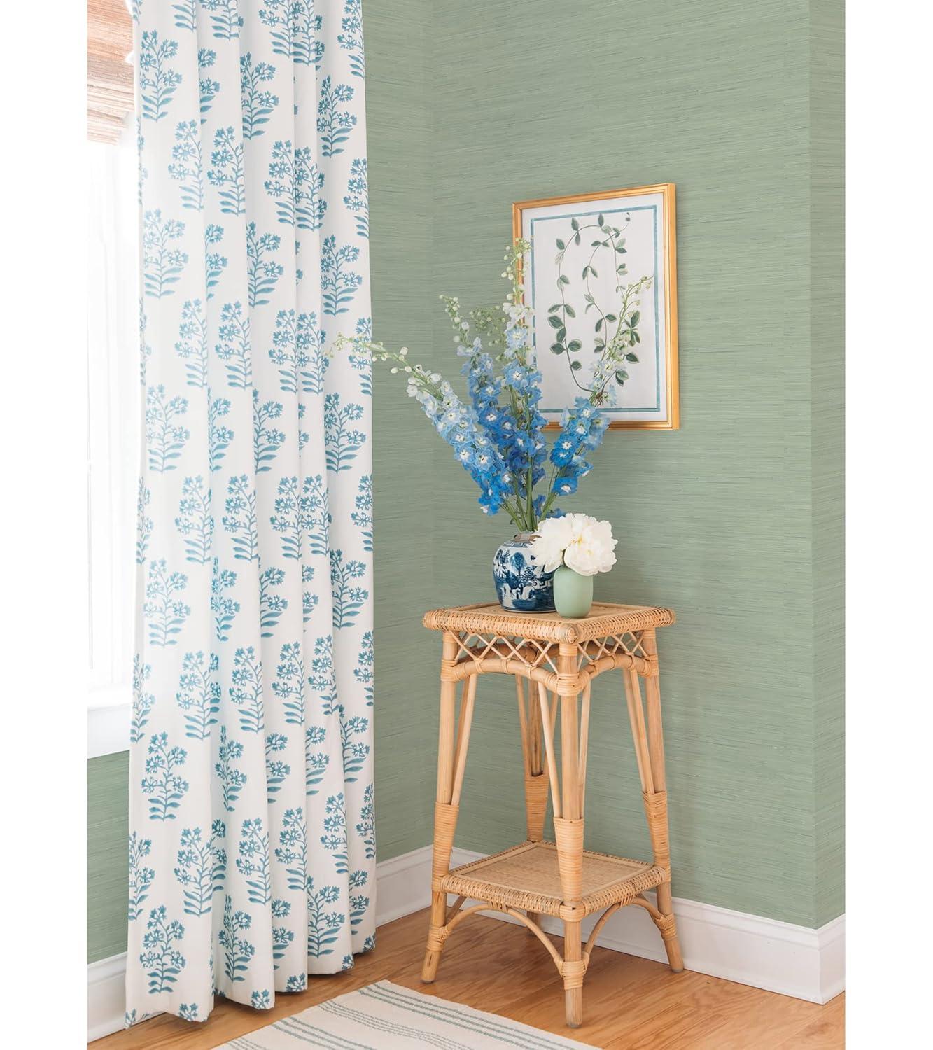 18 ft x 20.5 in x 0.025 in Grasscloth Peel and Stick Wallpaper Roll