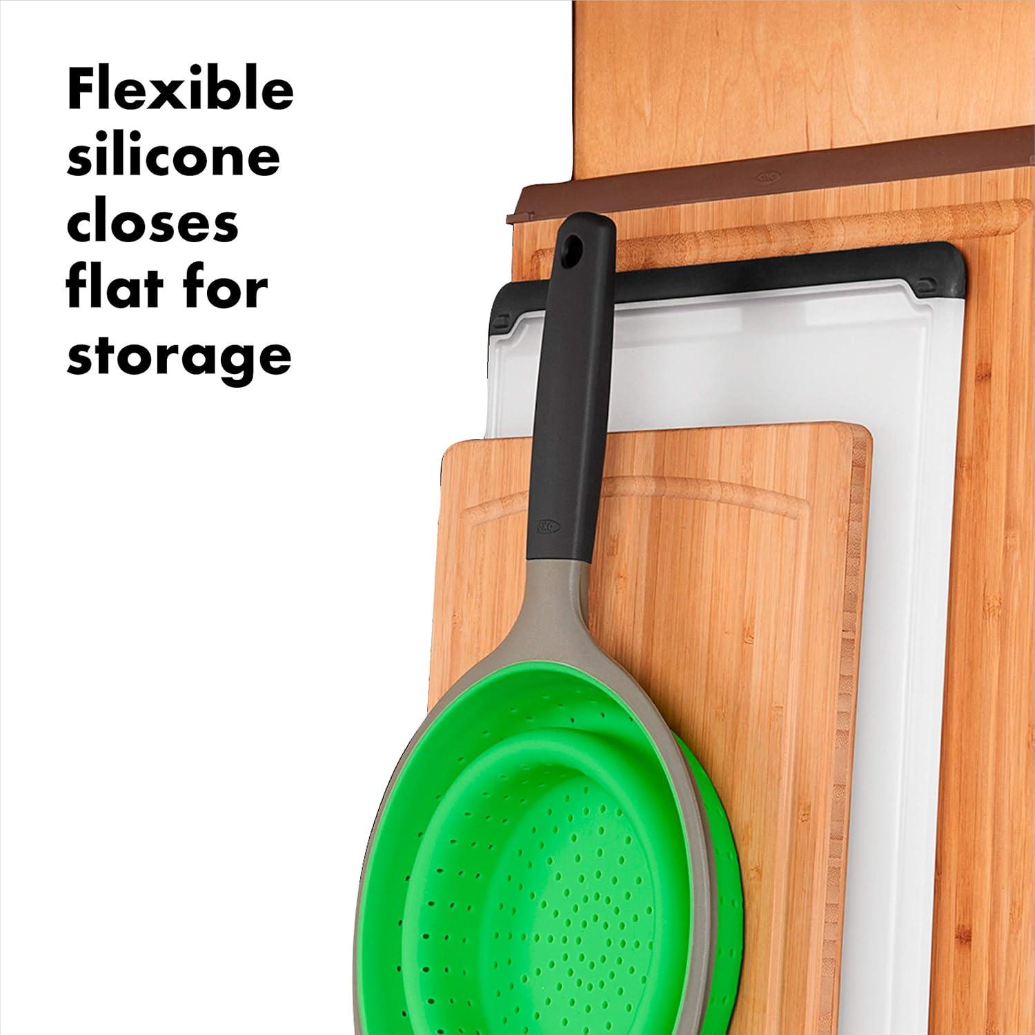 Green Silicone Collapsible 2-Quart Strainer with Non-Slip Handles