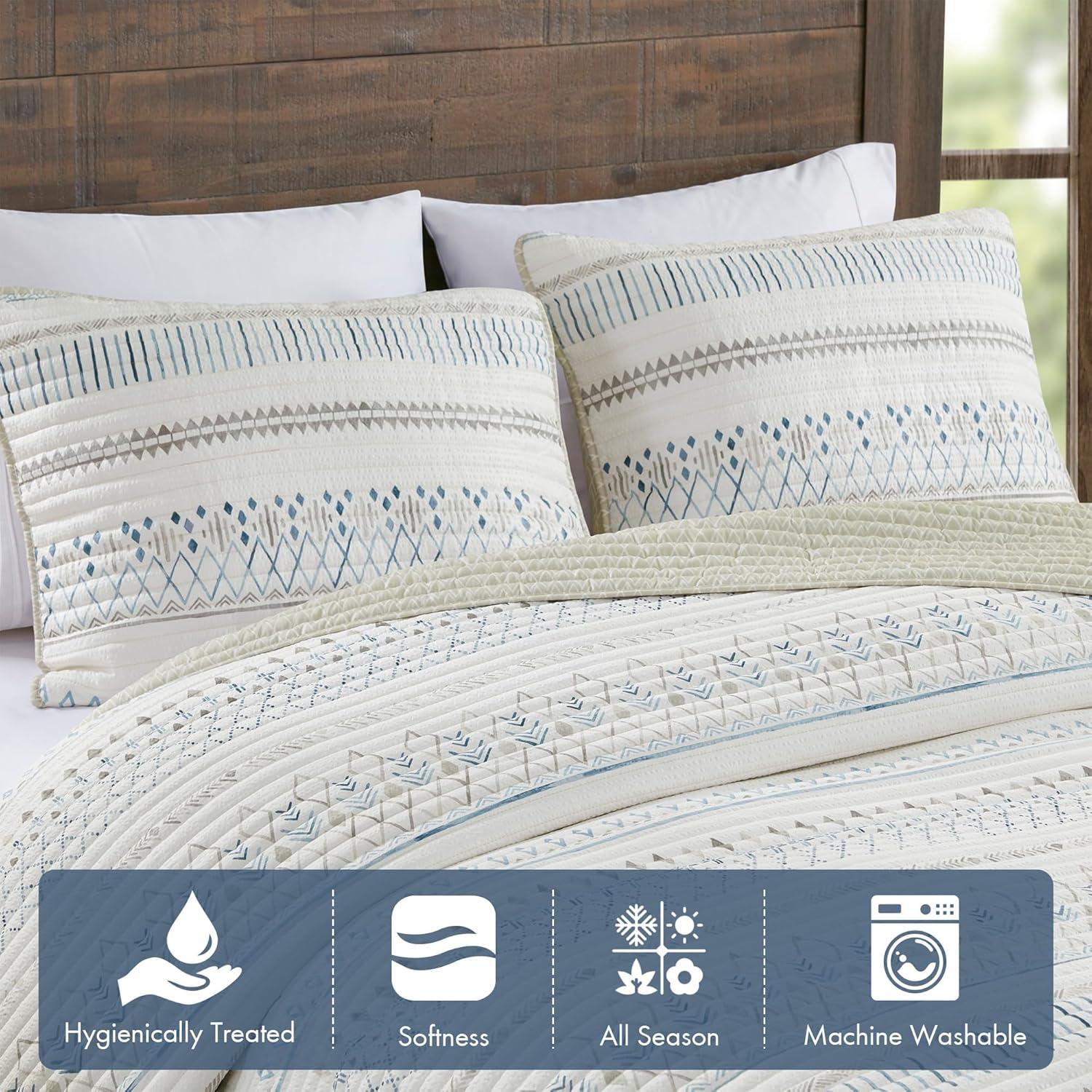 Madison Park Fraser 3 Piece Printed Seersucker Quilt Set