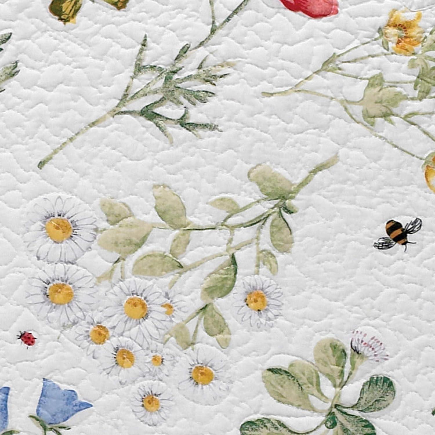 Park Designs Wildflower Scalloped Table Runner - 36"L - White