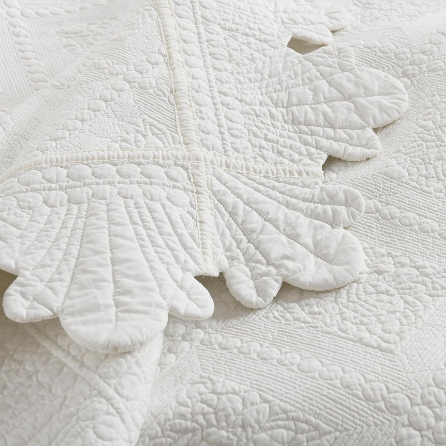 MarCielo Tkembroidery Cotton Abstract Quilt Set