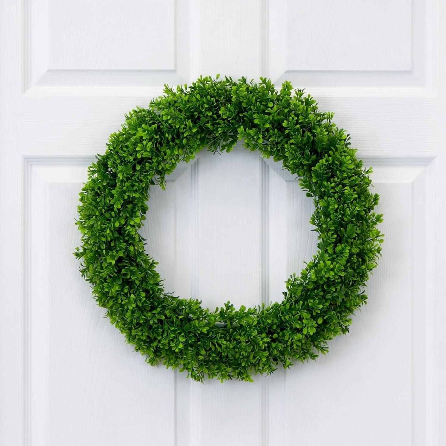 20'' Green Artificial Boxwood Wreath