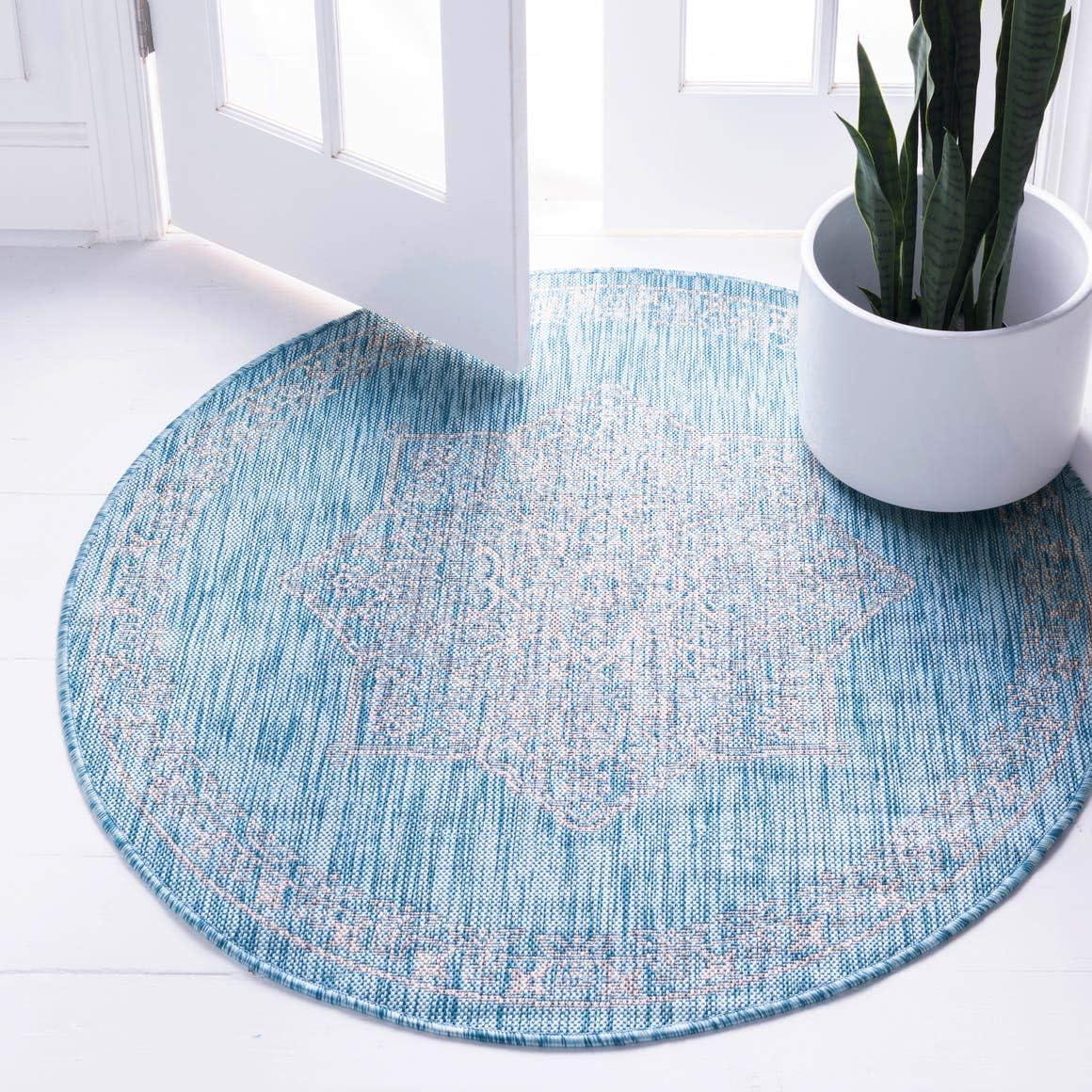 Unique Loom 4' 1 x 4' 1 Round Indoor/Outdoor Traditional Light Aqua Area Rug