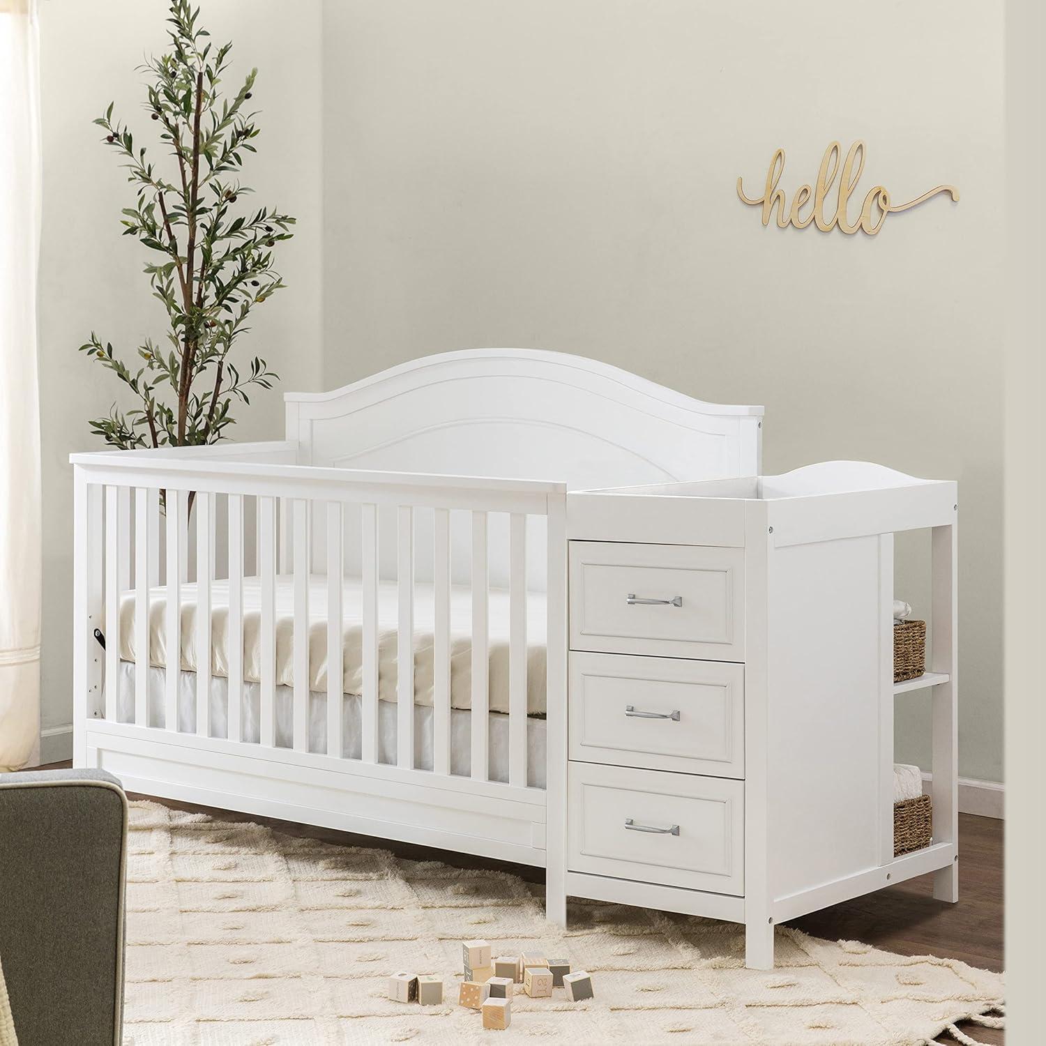 daVinci Charlie 4-in-1 Convertible Crib and Changer with Storage