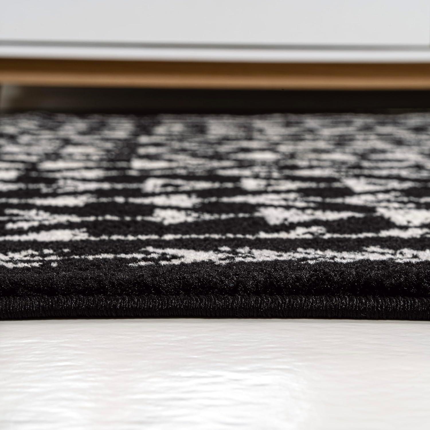 JONATHAN Y Ziri Moroccan Geometric Black/Cream 3 ft. x 5 ft. Area Rug