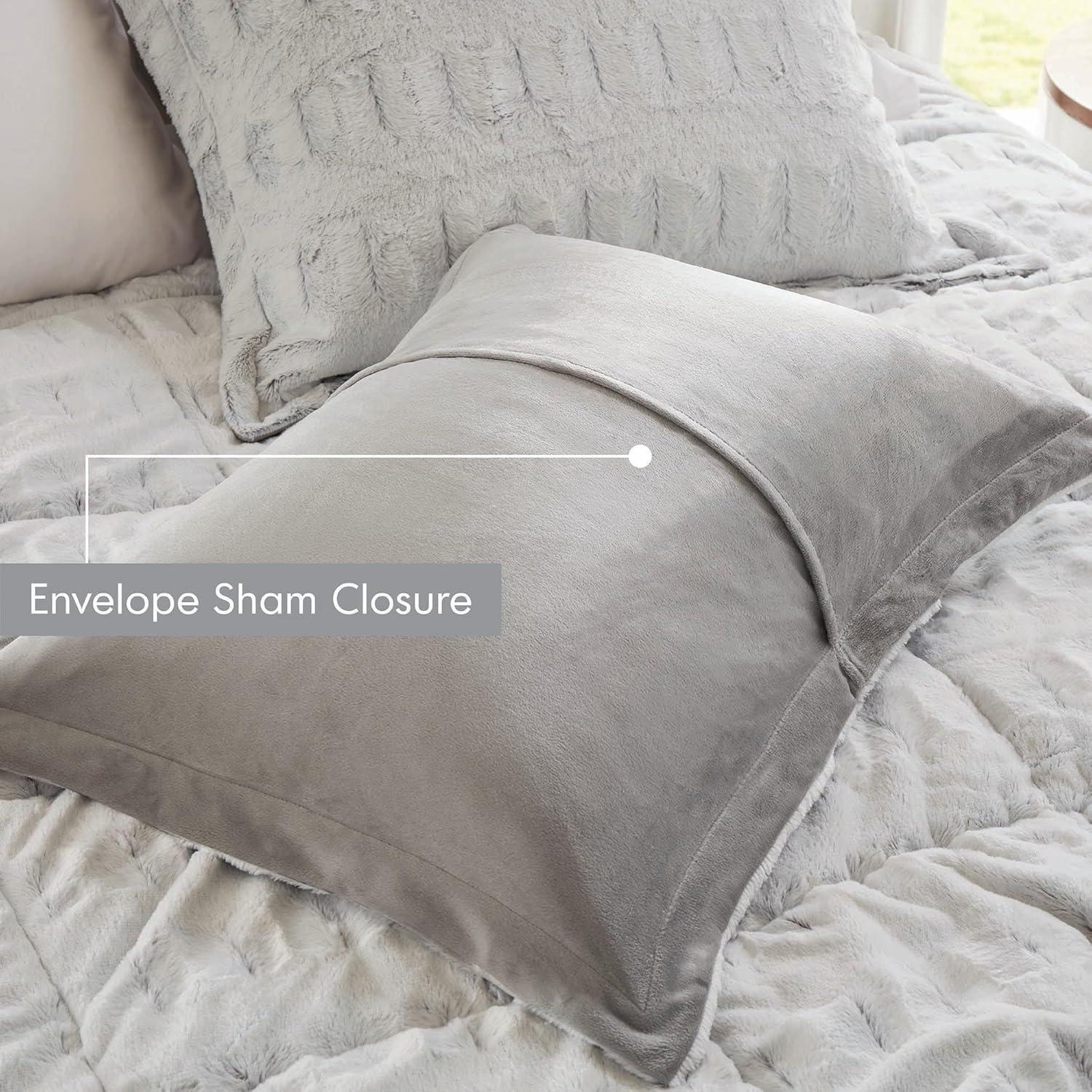 Madison Park Gia Back Print Long Fur Comforter Mini Set