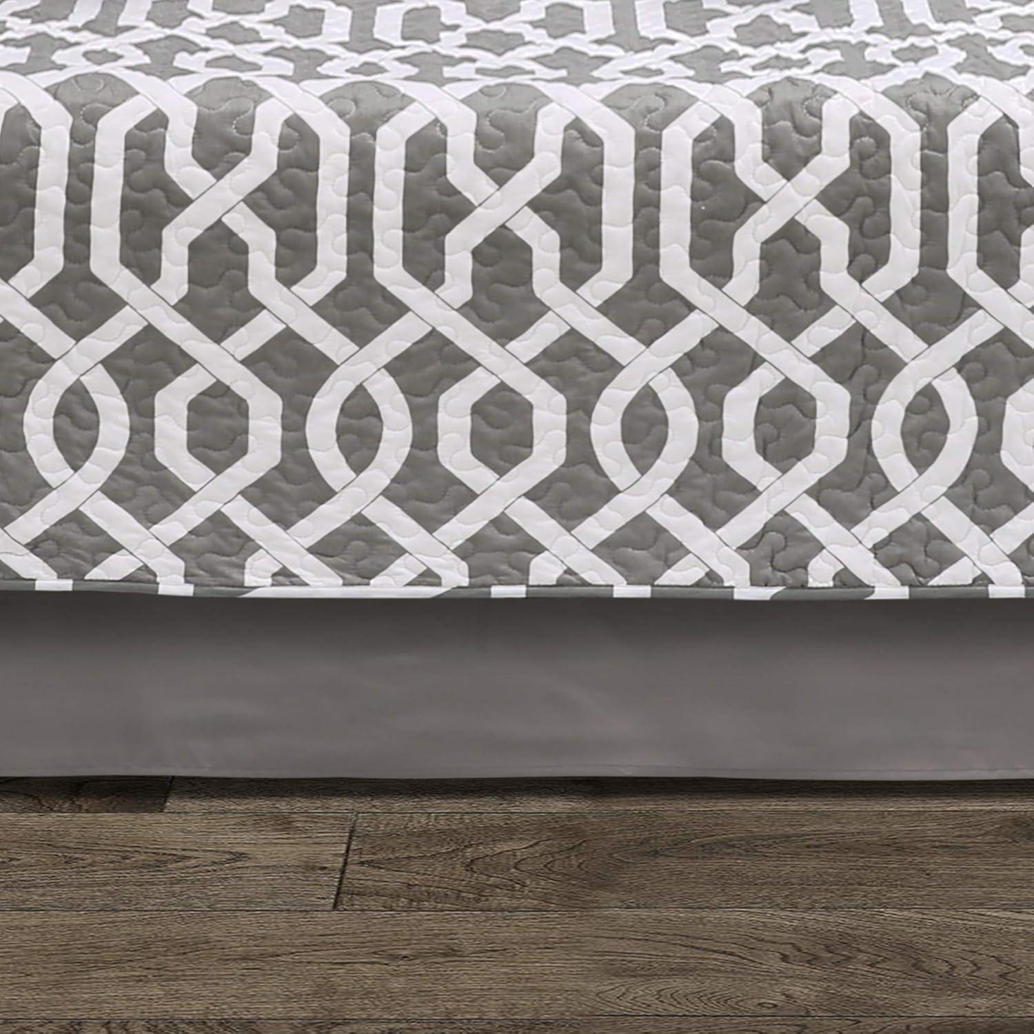 Edward Trellis Quilt Set