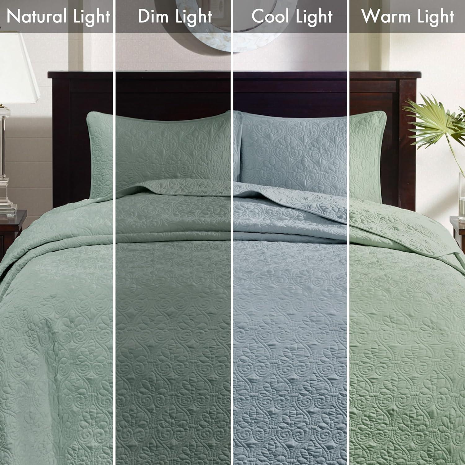 Quebec Reversible Bedspread Set